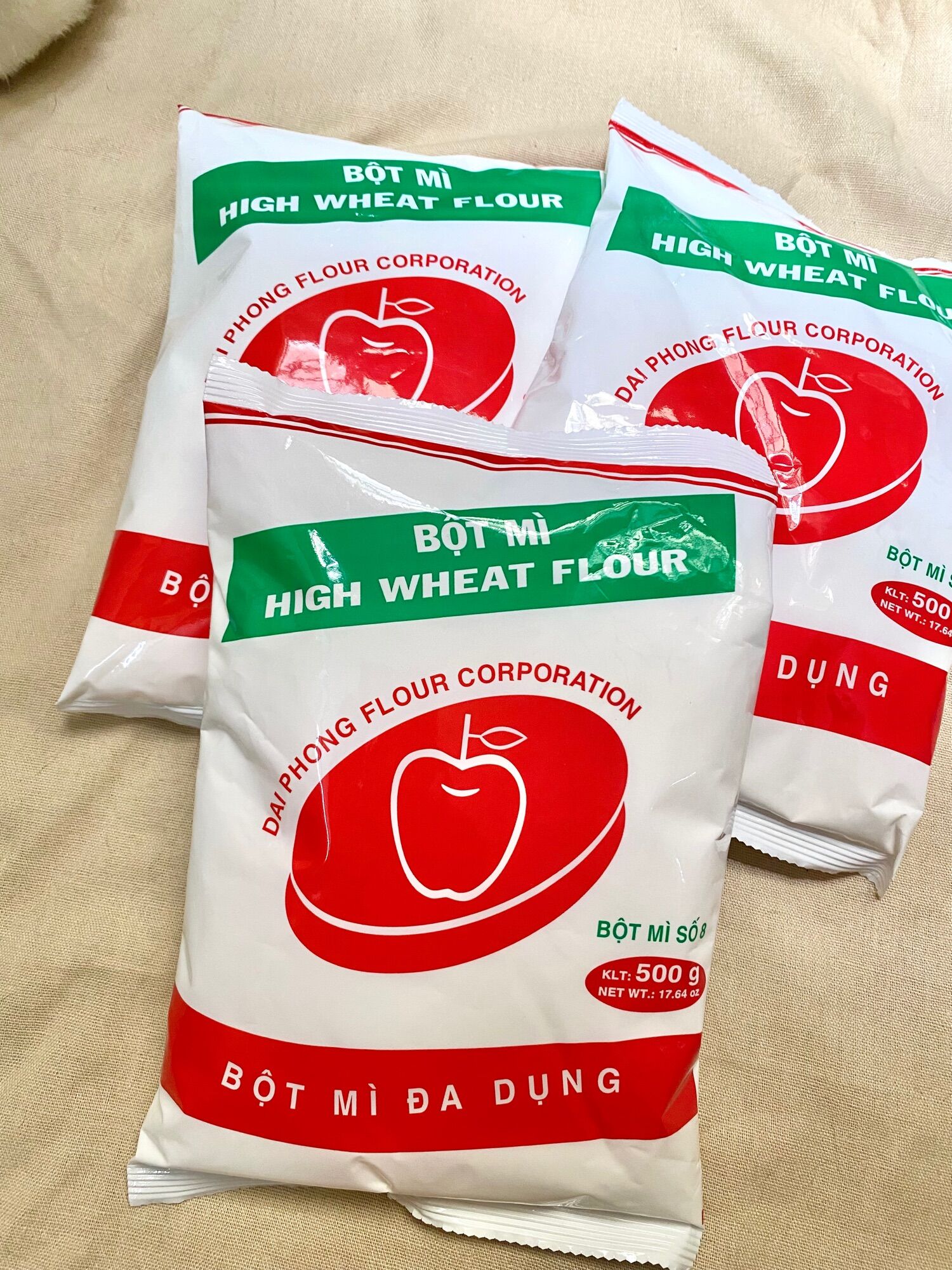 Bột mì trái táo số 8 gói 1kg