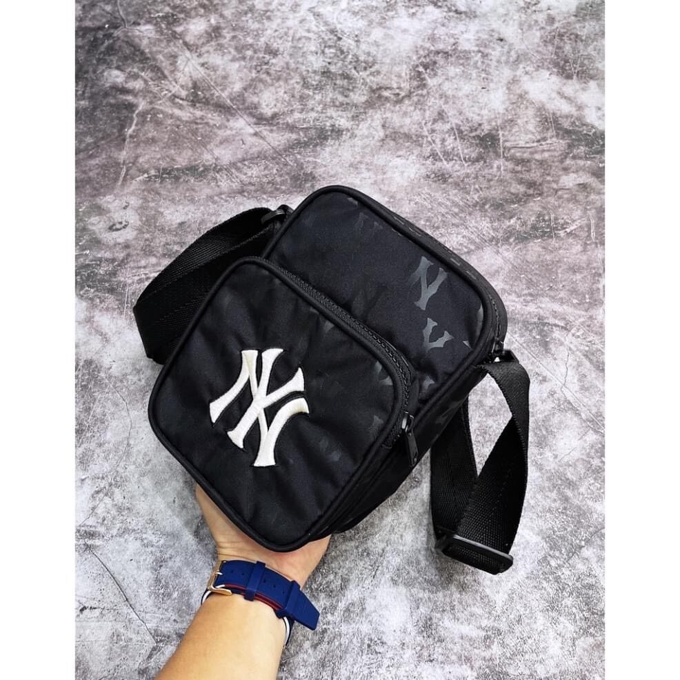 Túi đeo chéo nam nữ MLB NY MONOGRAM MINI BAG BLACK ( BALO SAM)