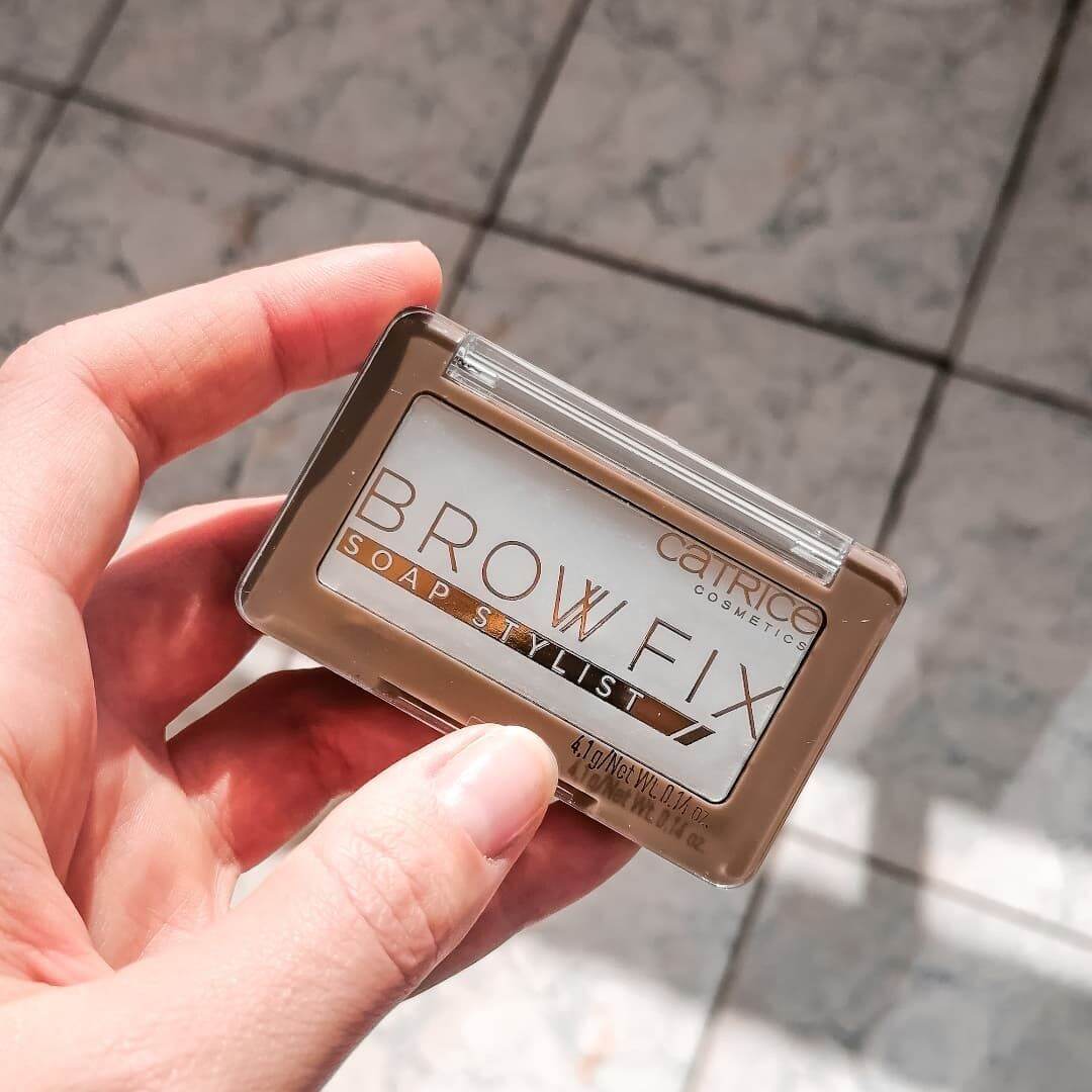 Soáp định hình, tạo kiểu lông mày Catrice Brow Fix Soap Stylish