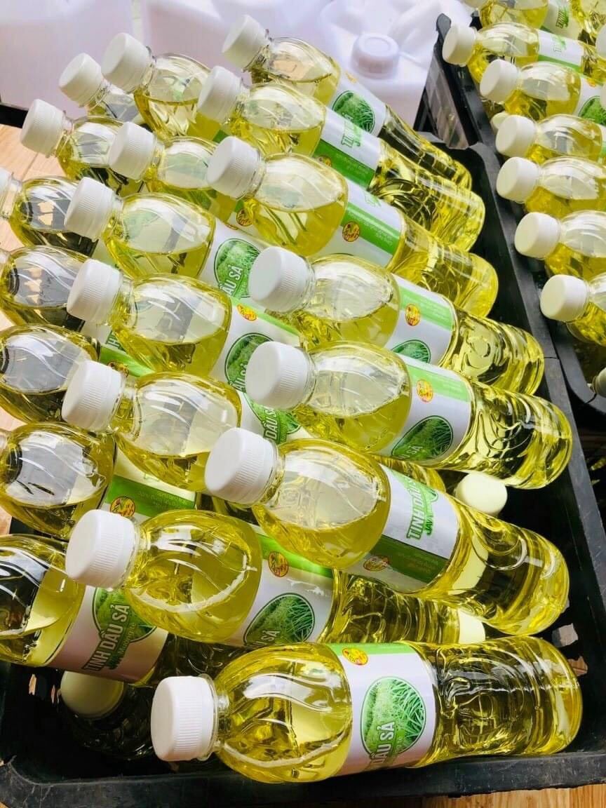 Tinh dầu sả Java Mường Tè- Lai Châu nguyên chất ( chai 500ml)
