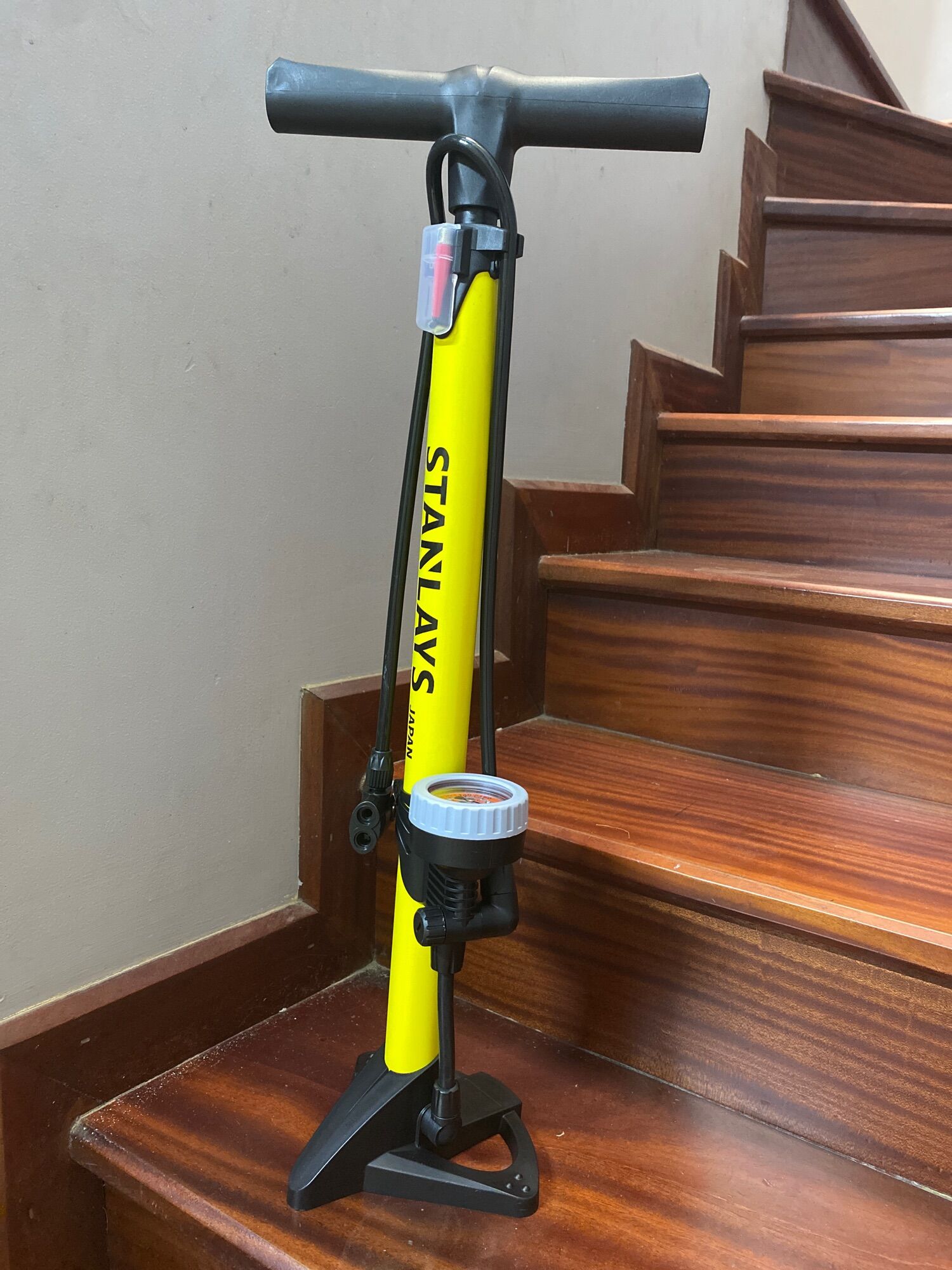 Bơm Tay Đồng hồ Stanlay cao cấp