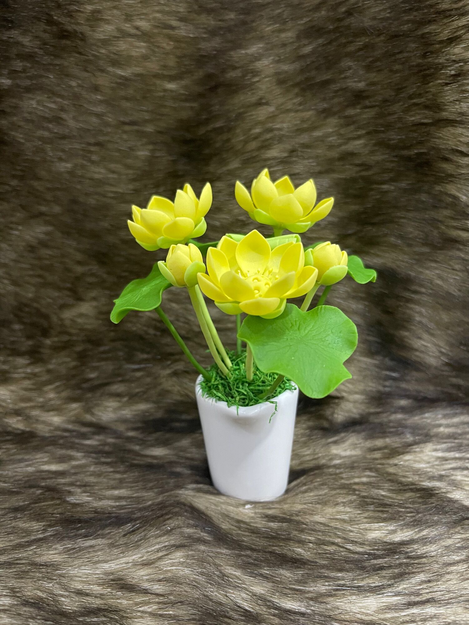 Bình hoa sen nhỏ thủ công bằng đất sét