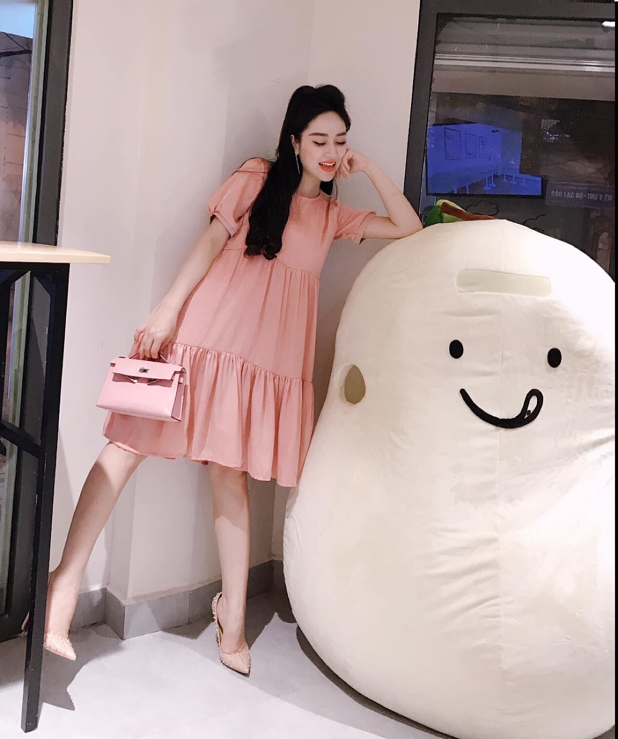 Váy lụa babydoll tầng