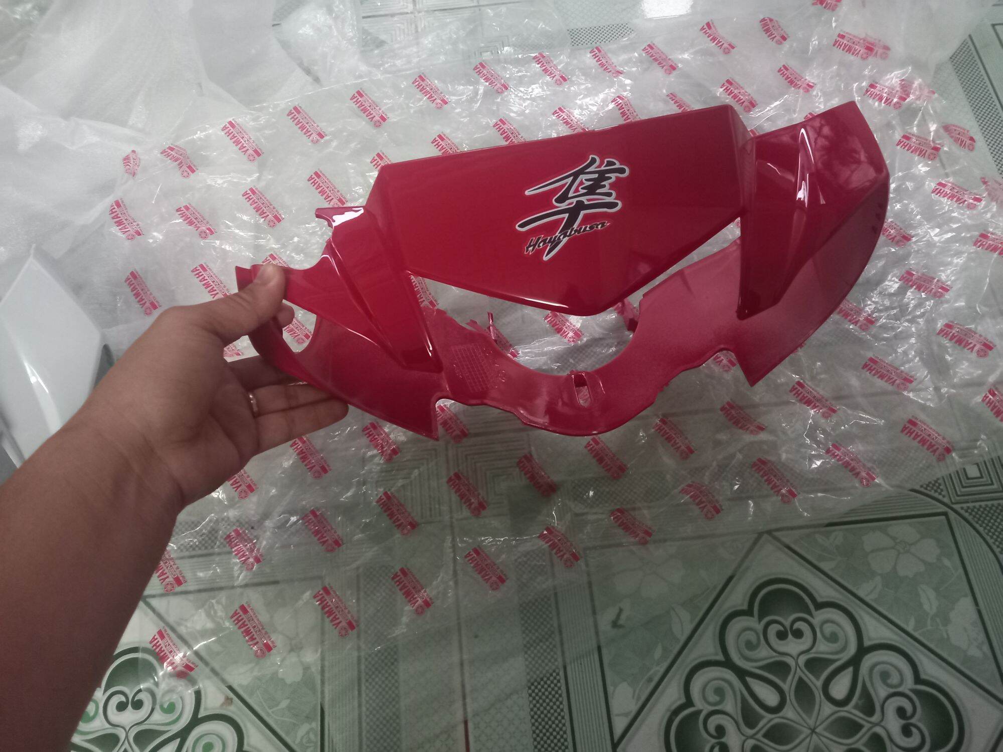 Ốp đầu đèn sihello và 2 tầng tặng kèm tem gắn như zin cho sirius 110 và 50cc