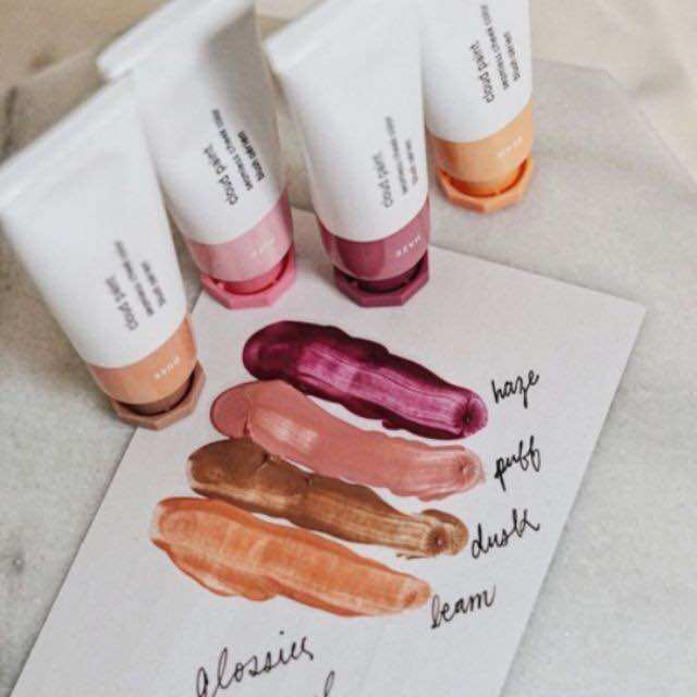 Sample má hồng Glossier Cloud Paint 4 ô
