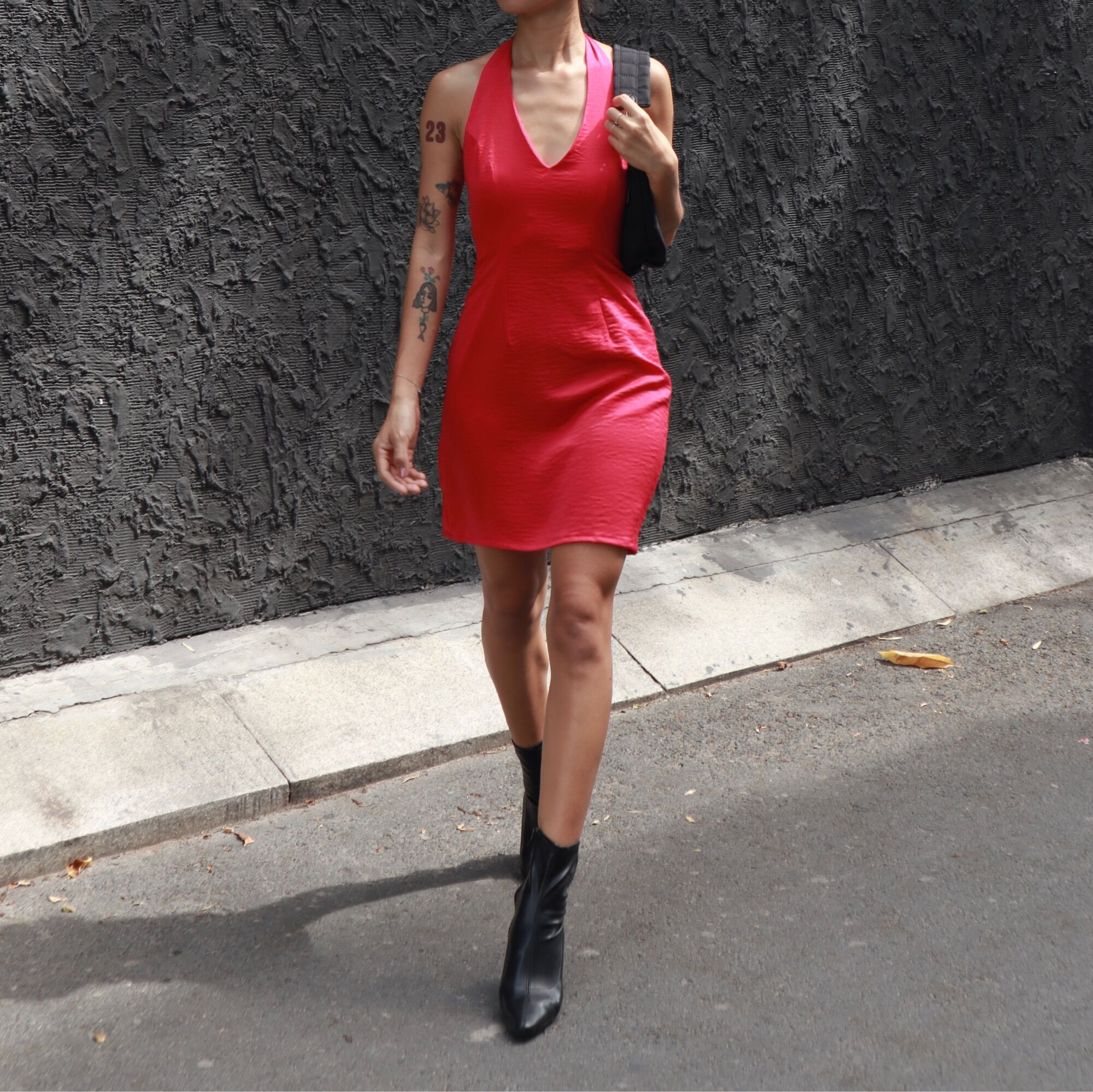 Váy buộc cổ màu nổi bật choes dress | flanh