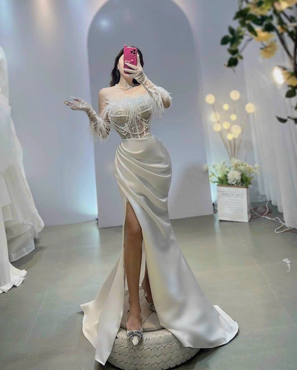 Hoàn tiền 15% - đầm cup tầng kết đá rua