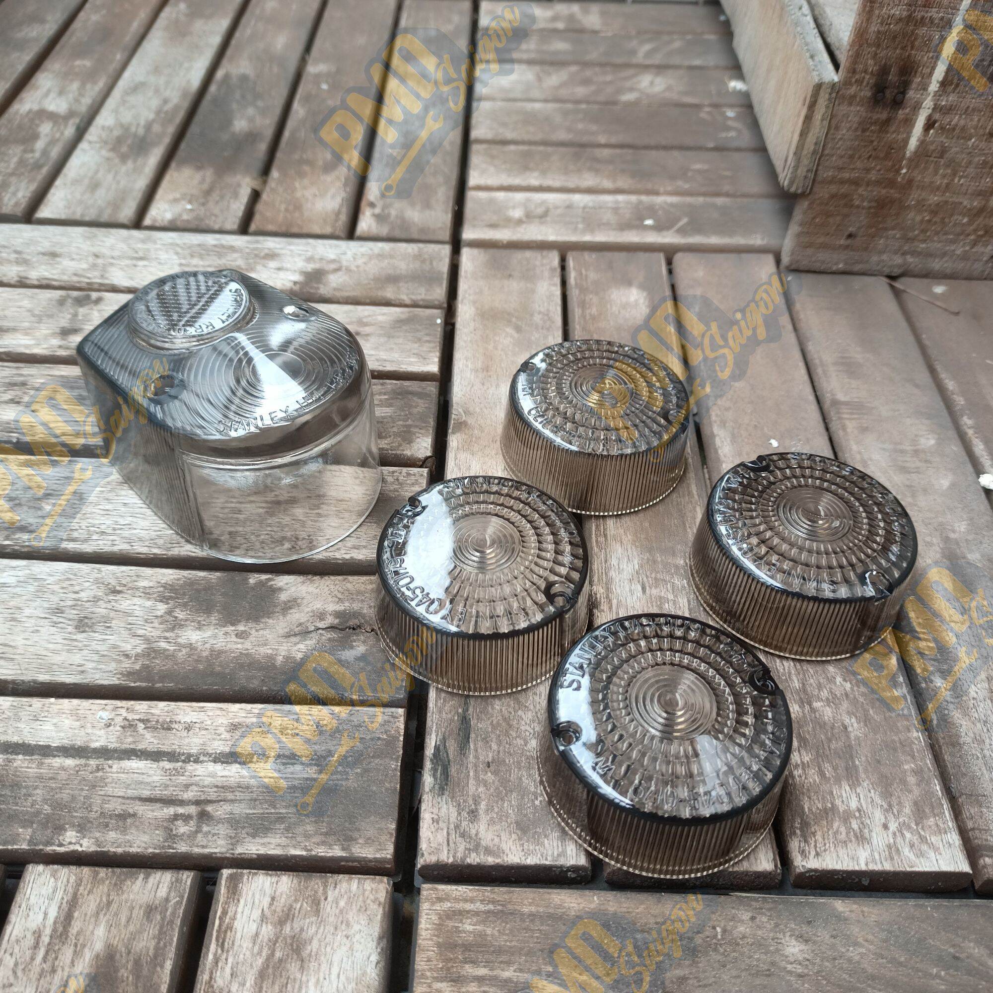 Bộ chụp đèn xi nhan khói và chụp đèn lái cái cub 81