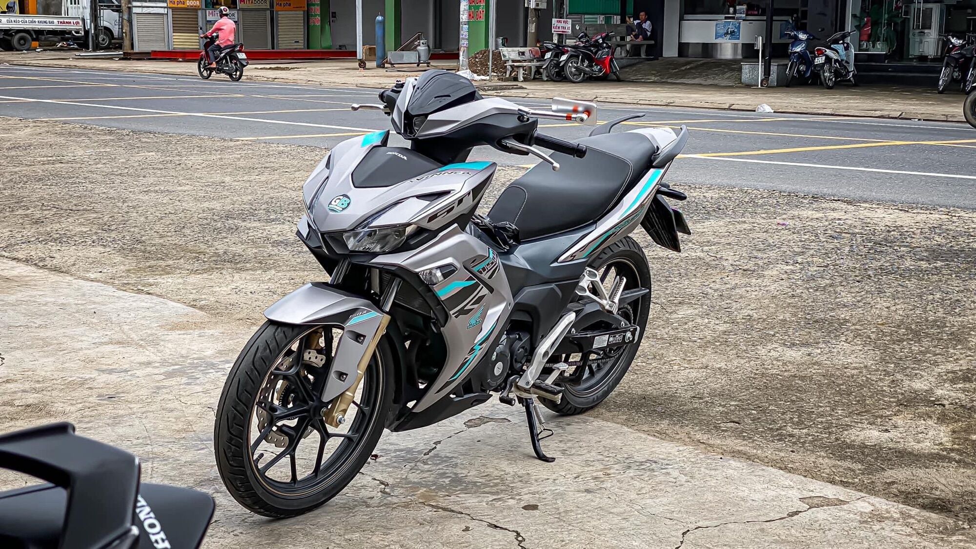 Tem Rời Winner X V3 dán xe màu bác nhức nách