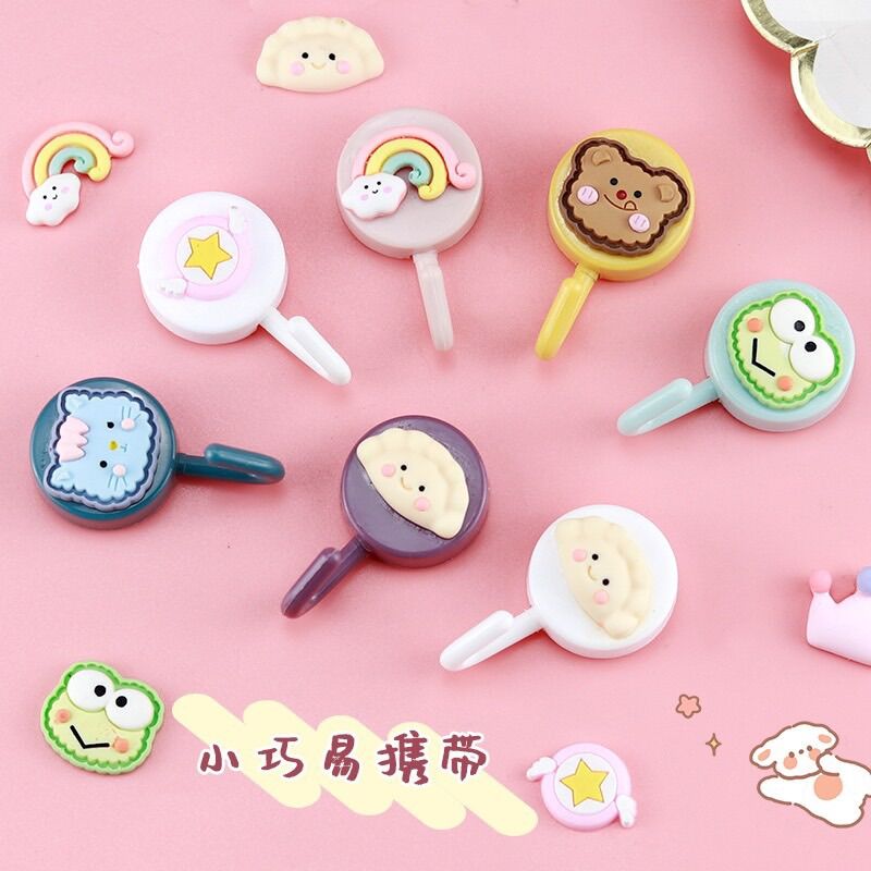 Set 2 cái móc dán tường treo đồ mẫu dễ thương