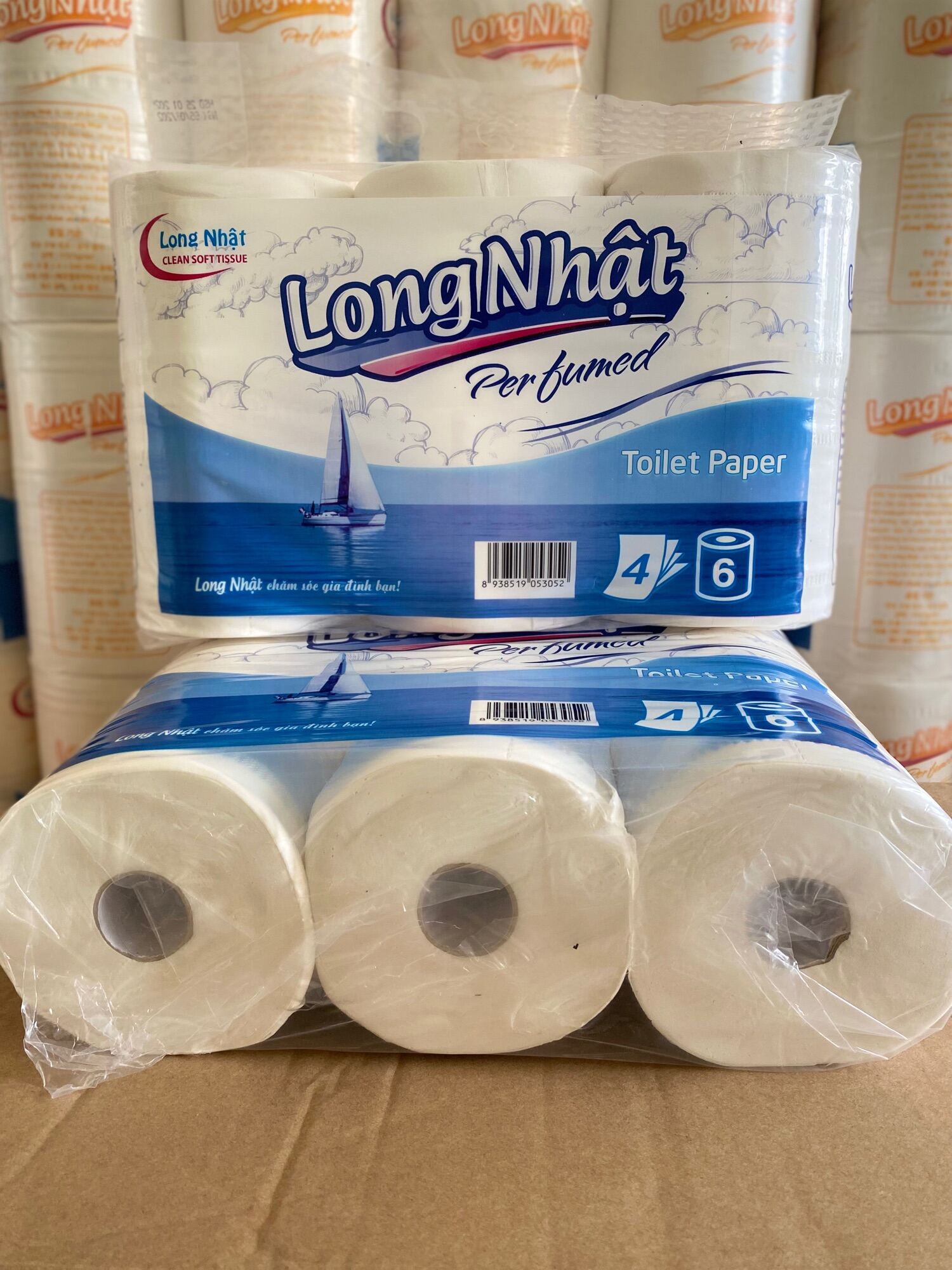 GIẤY VỆ SINH LỤA 6 CUỘN 4 LỚP CÓ LÕI LONG NHẬT 930gram ( MUA 2 LỐC TẶNG KHẨU TRANG KF94)