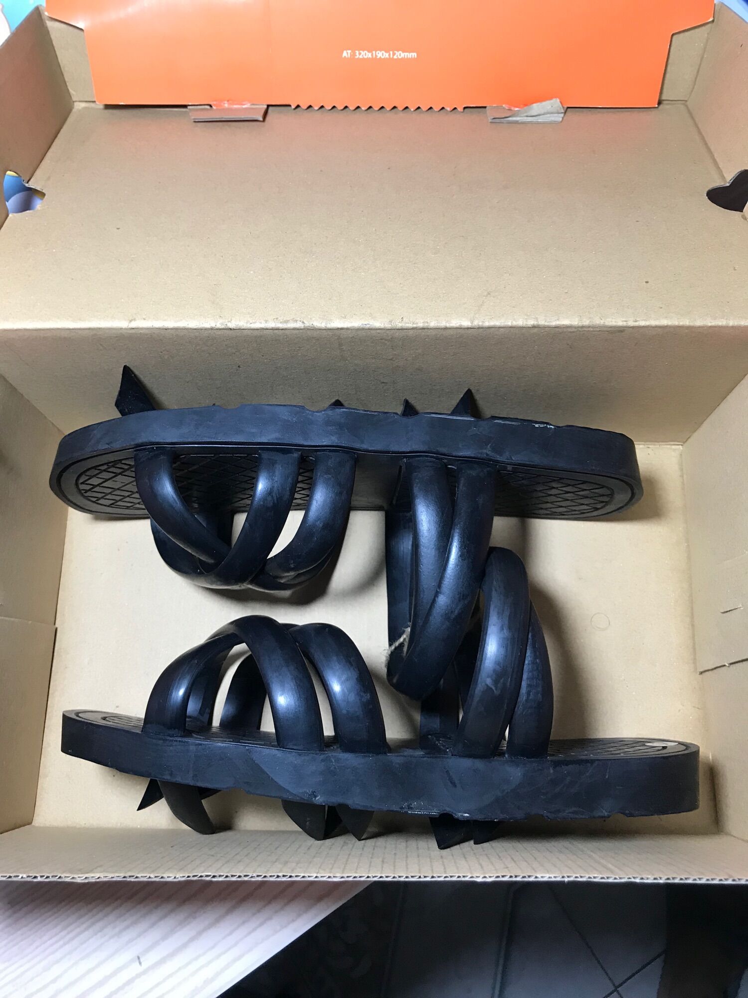 Beautiful Thick Rubber Slippers