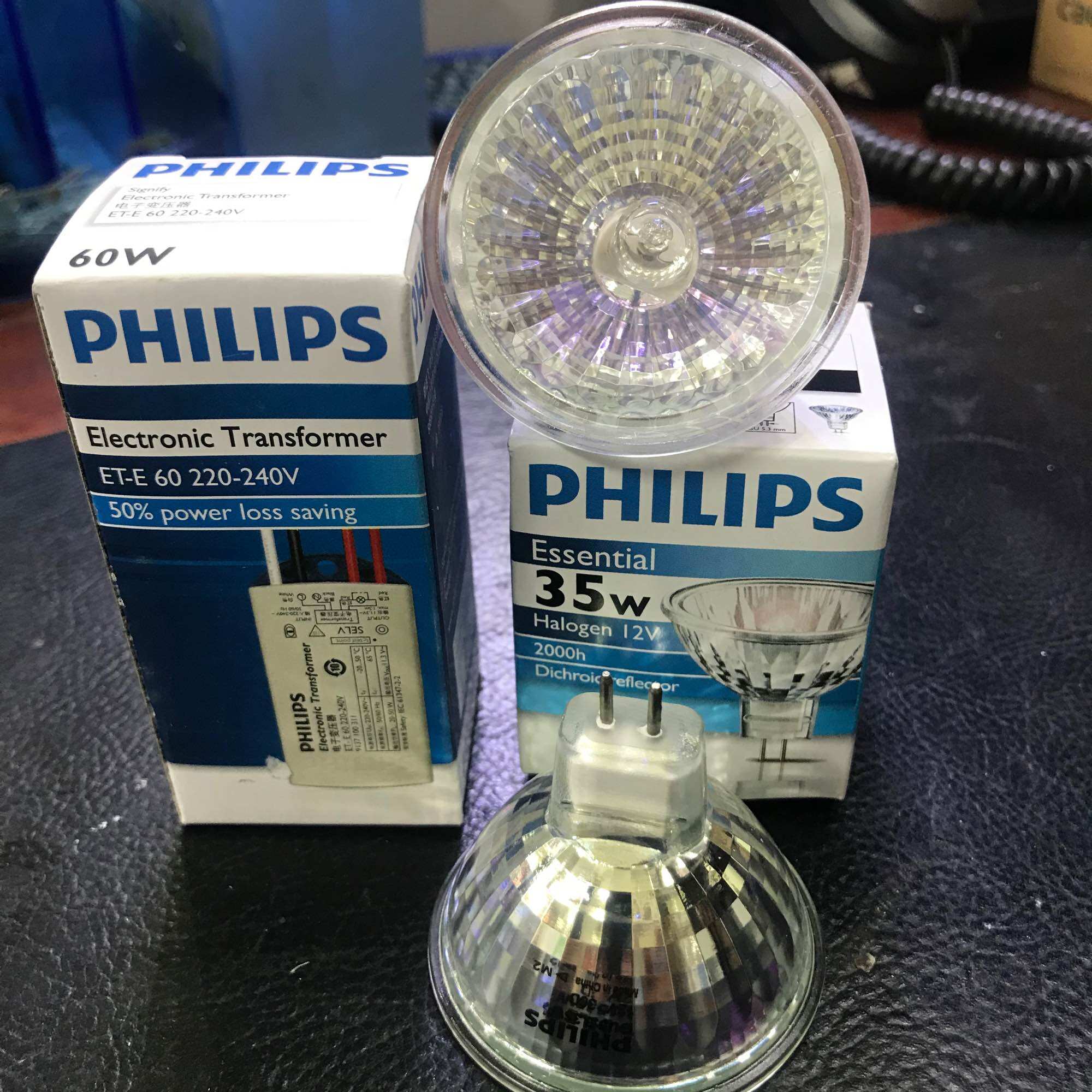 Bóng chén Halogen điện áp 12v đui ghim Mr16 [ Philips chính hãng]