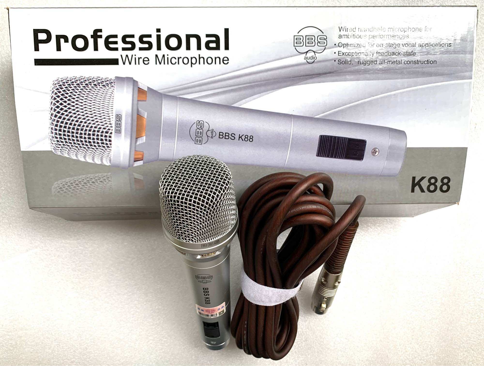 Made in Japan Micro hát karaoke Nhật Tomahawk chất âm tuyệt đỉnh