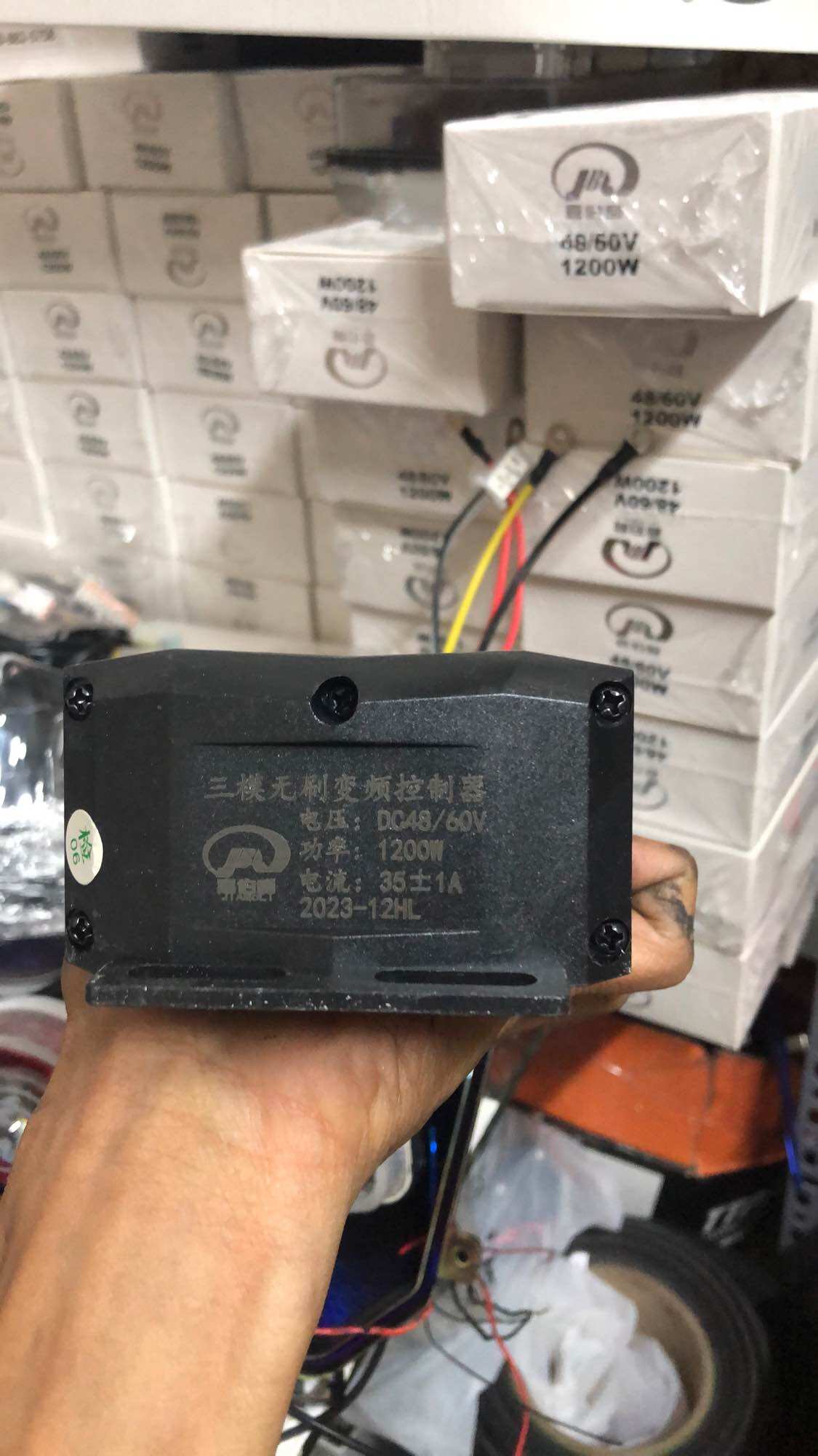 ic đen chỉ đỏ 1200w 48v đến 60v hổ trợ lắp