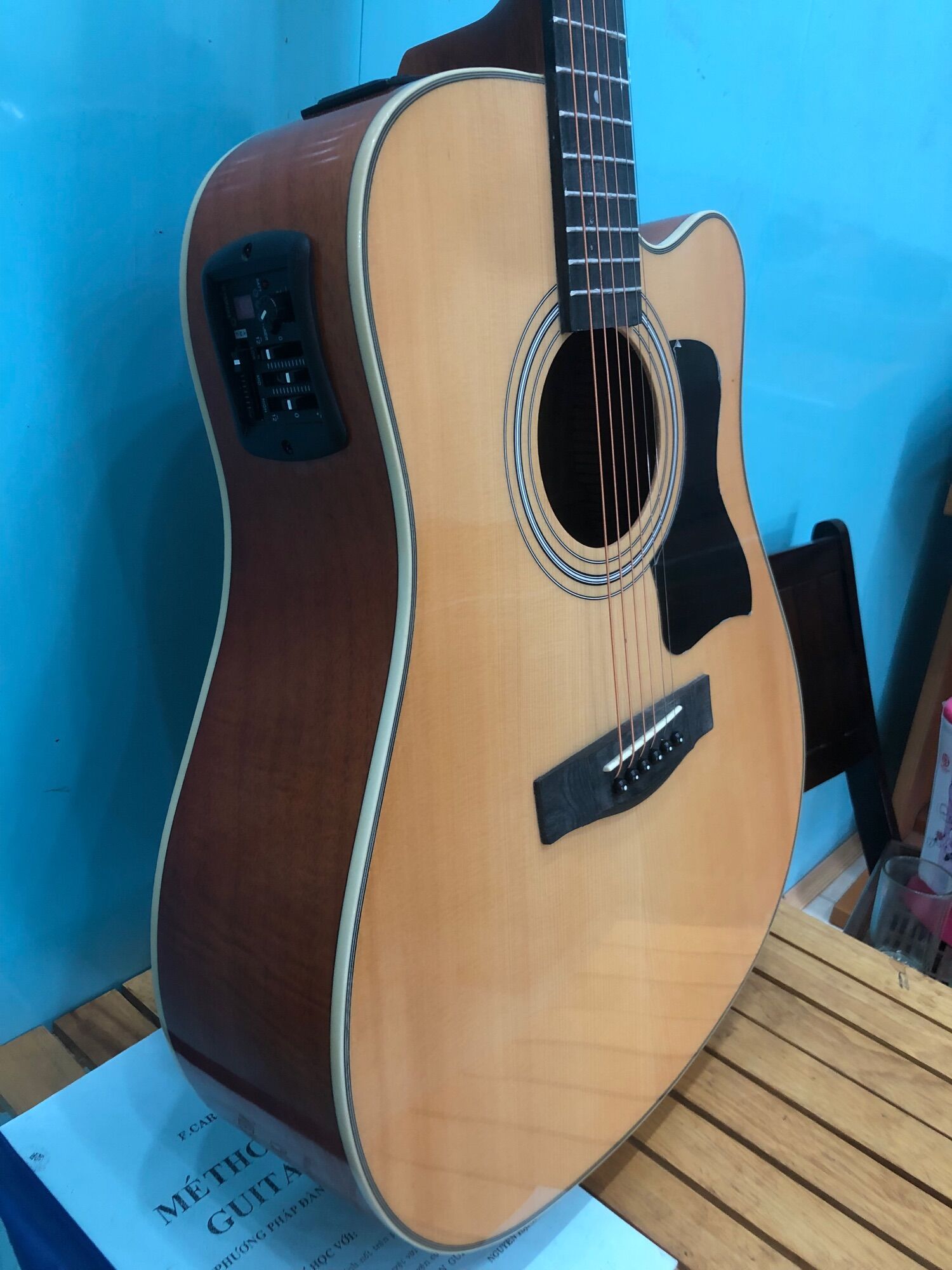 Đàn Guitar Accoutic Yamaha F370C