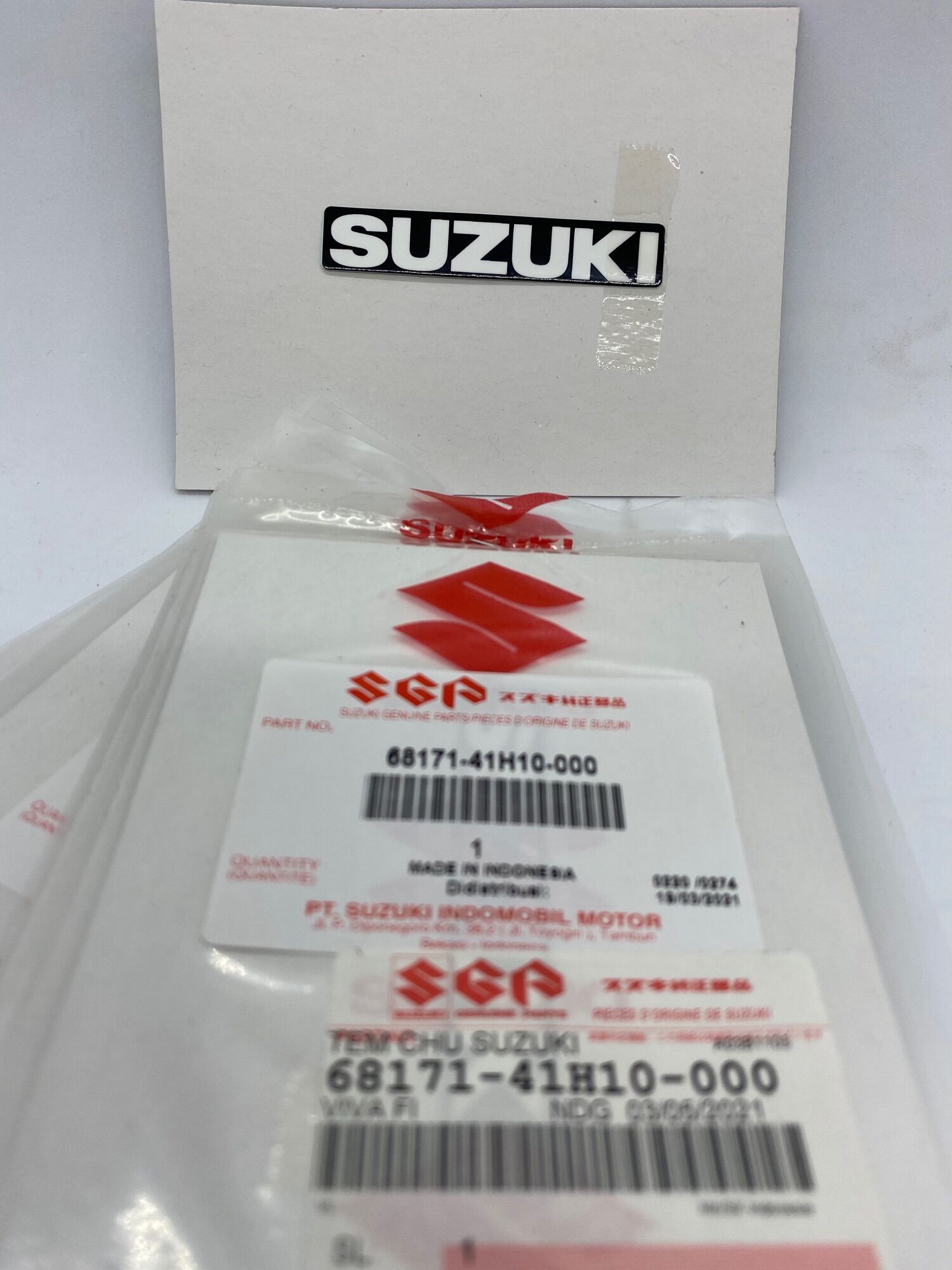 Tem chữ suzuki dán dè biển số satria fi raider fi