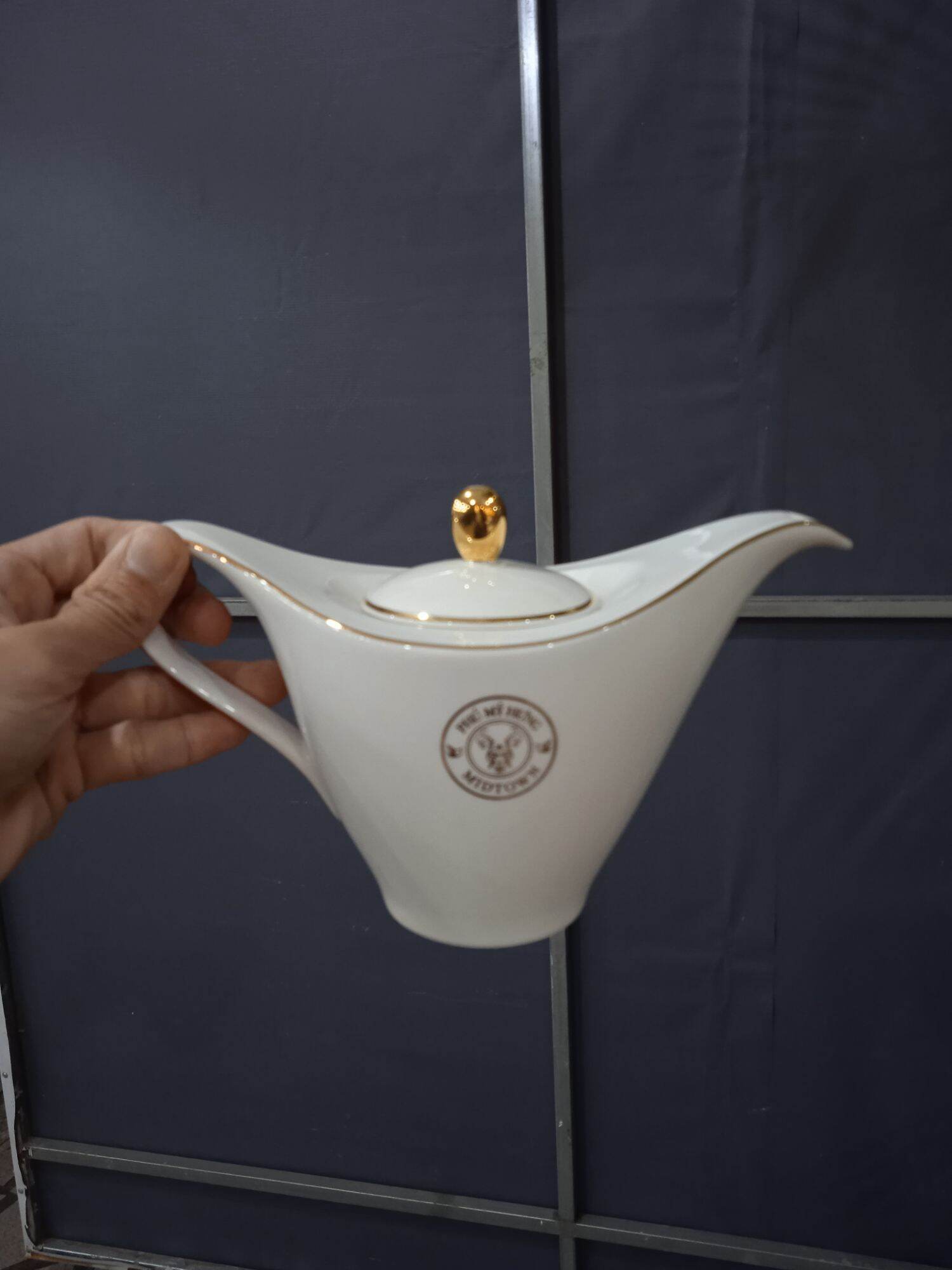 Bình trà 0.47 lít - gốm sứ Minh Long
