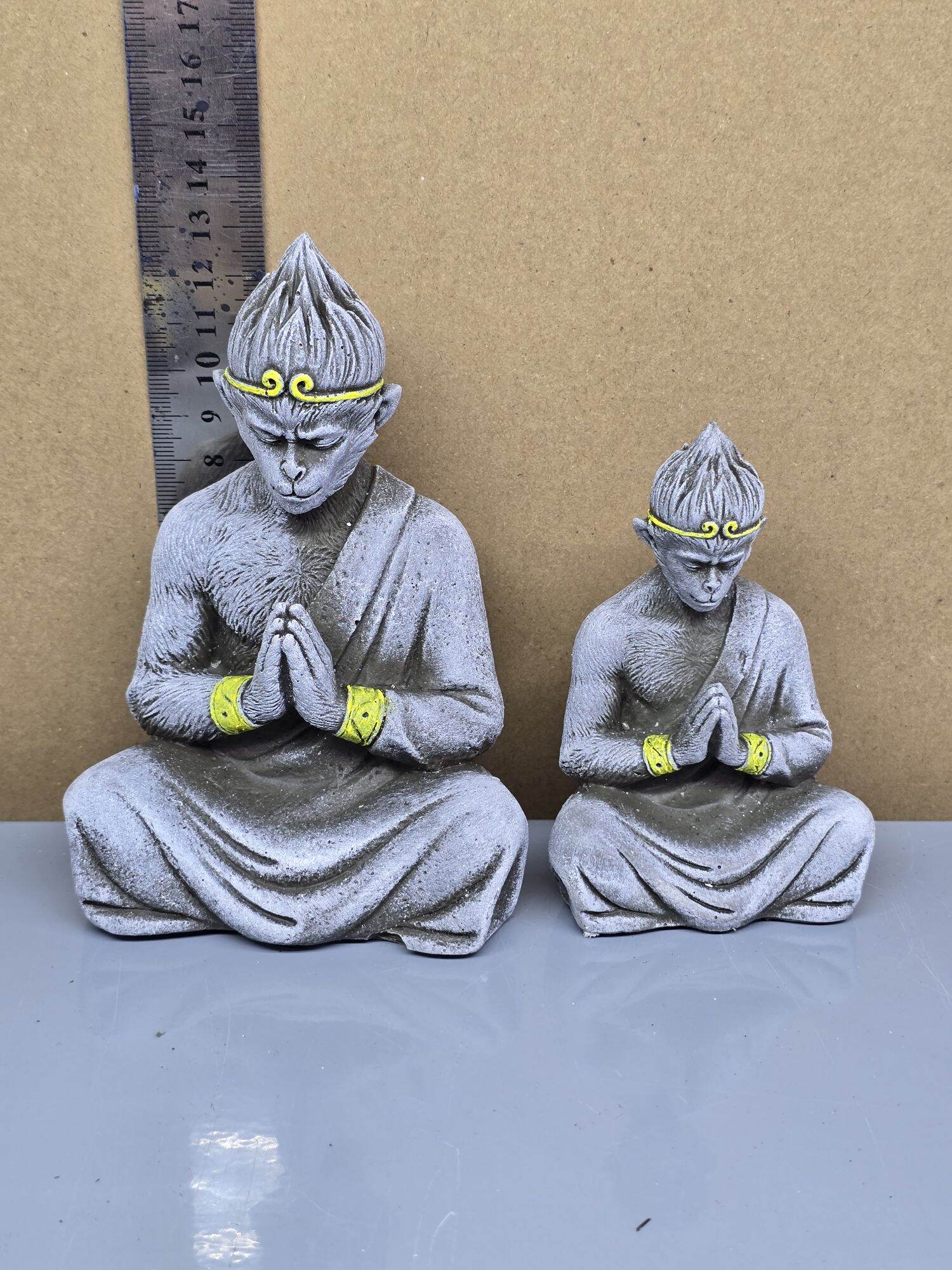 Tượng Ngộ Không ngồi Thiền