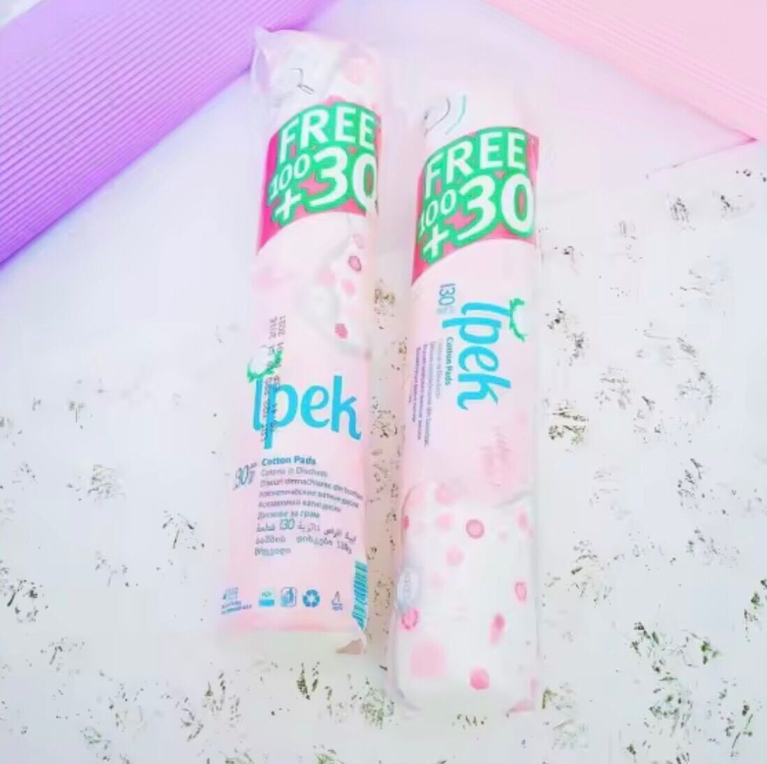 Combo 2 bông Tẩy Trang uka Nhật Bản 150 miếng (giao ngẫu nhiên )