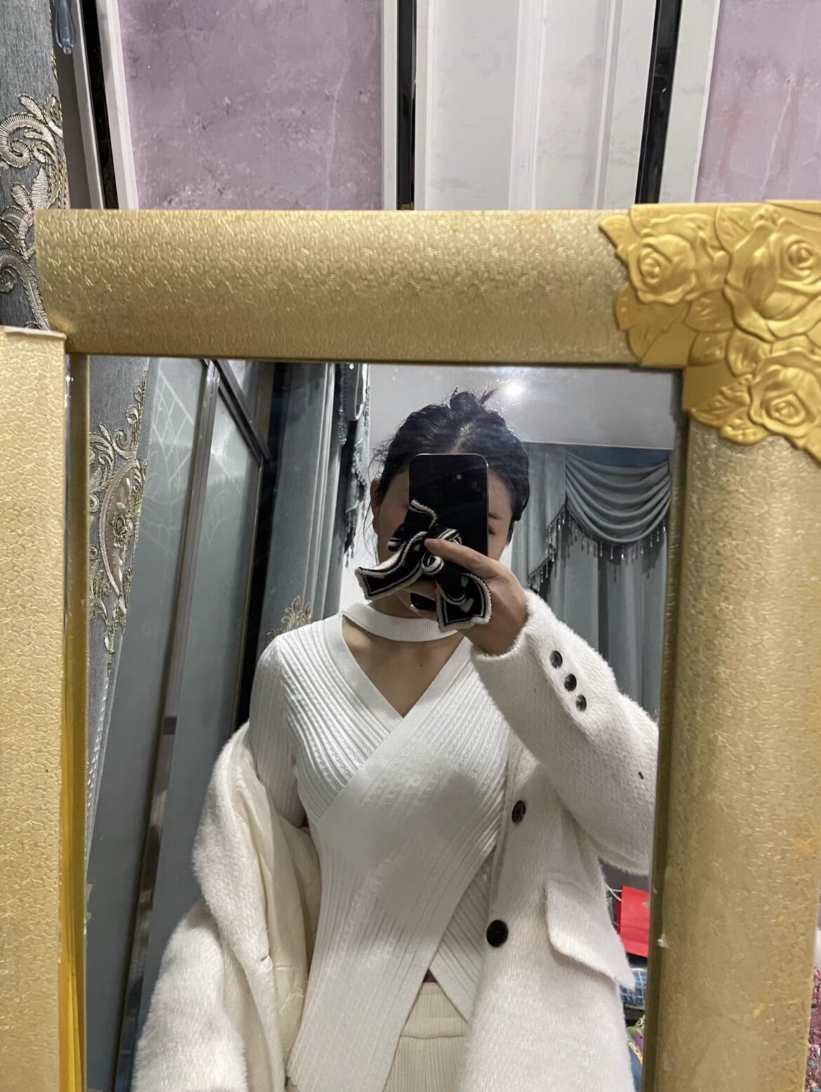 Áo len vạt chéo dây cổ hot hít