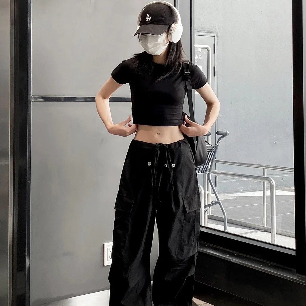 [HCM]Áo croptop cổ tròn tay ngắn