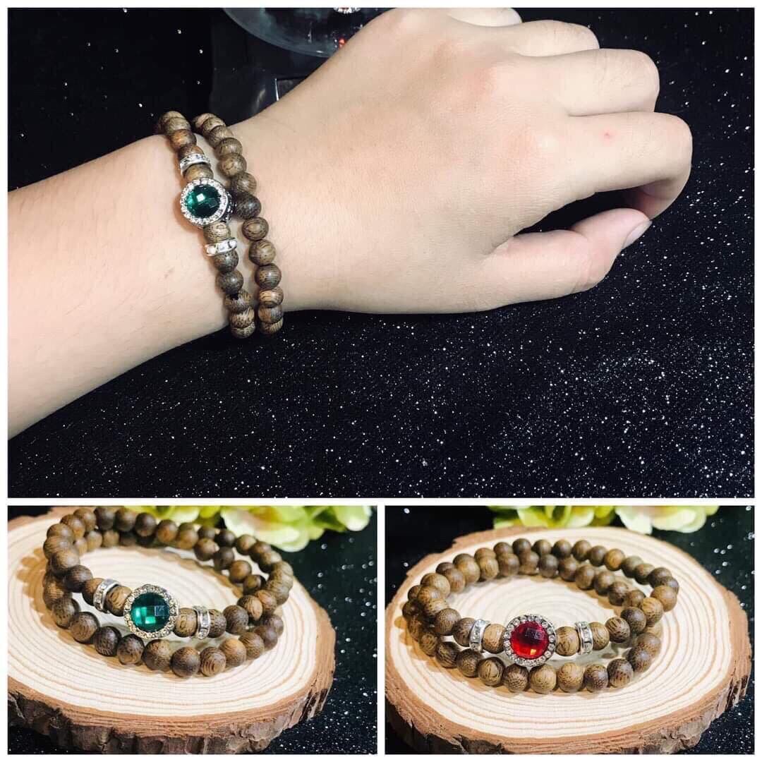 Vòng tay trầm hương tốc tự nhiên mix charm đá màu.