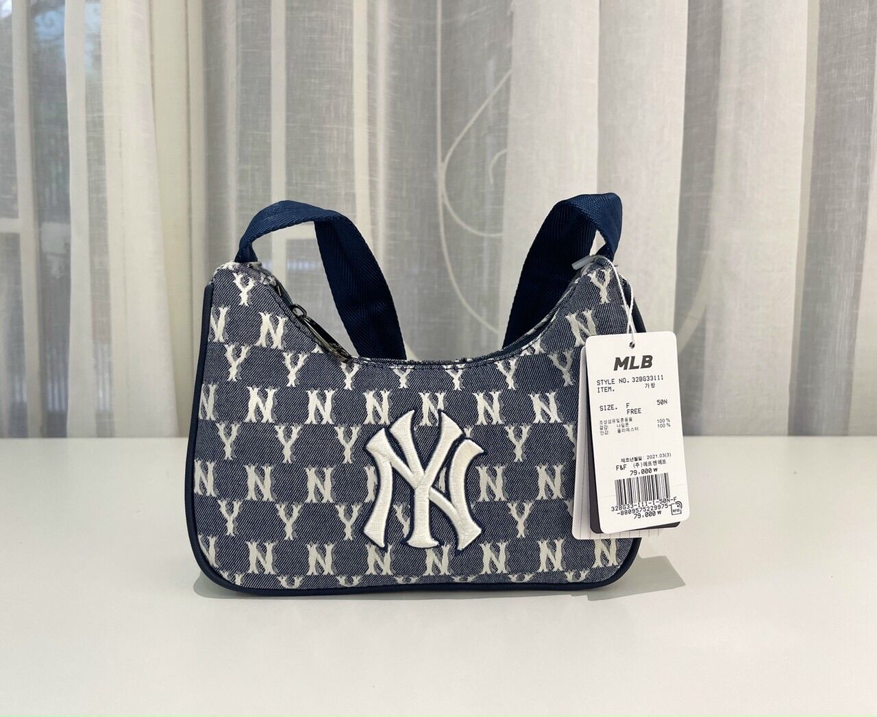 TÚI KẸP NÁCH DENIM MLB