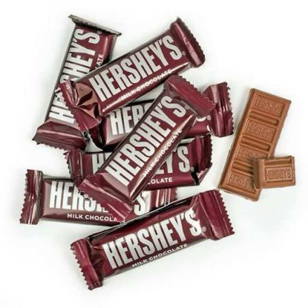 Socola sữa Hershey’s Milk Chocolate của Mỹ gói 200gr gồm 15 thanh