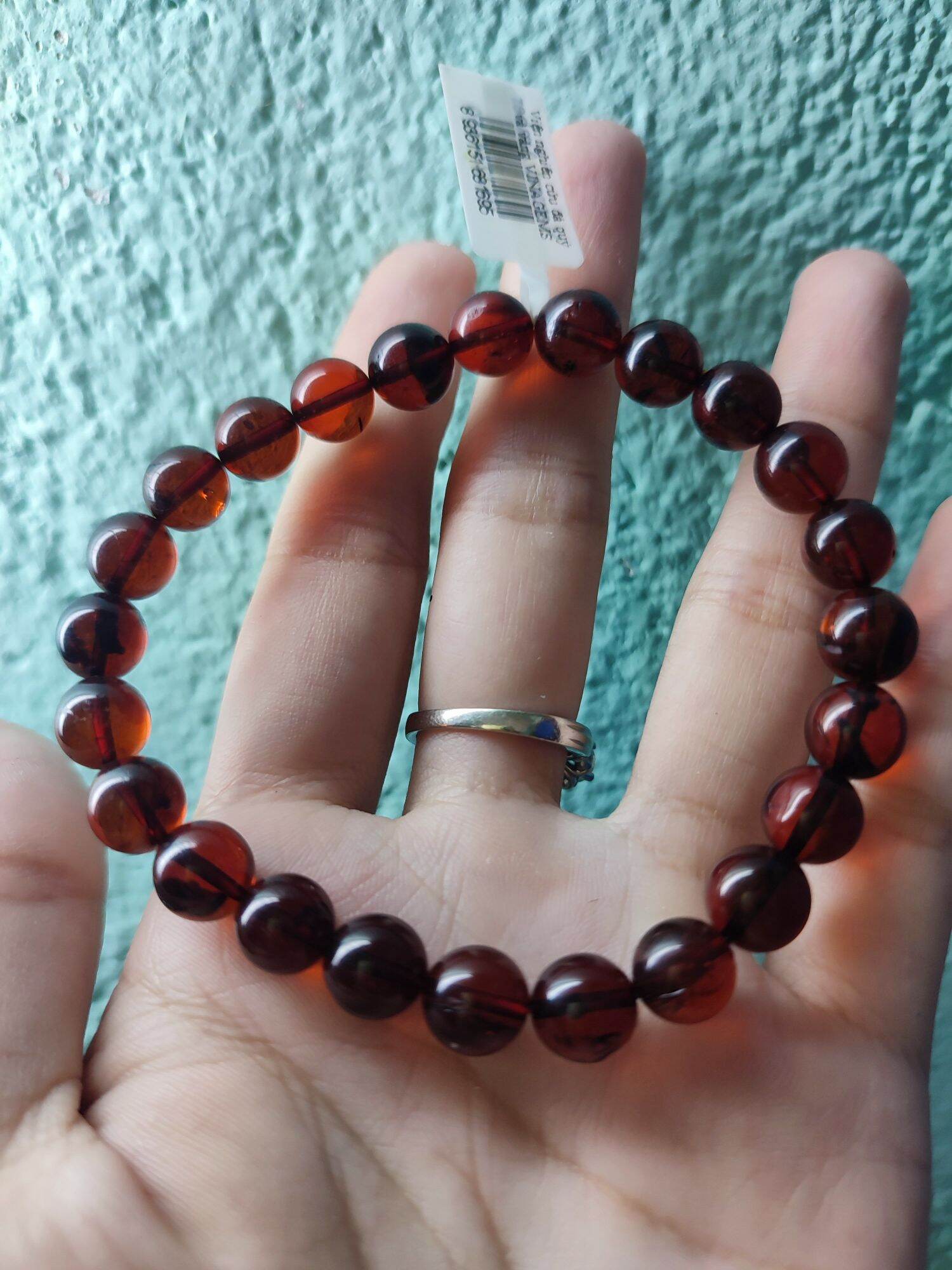 vòng đeo tay hổ phách huyết 8ly