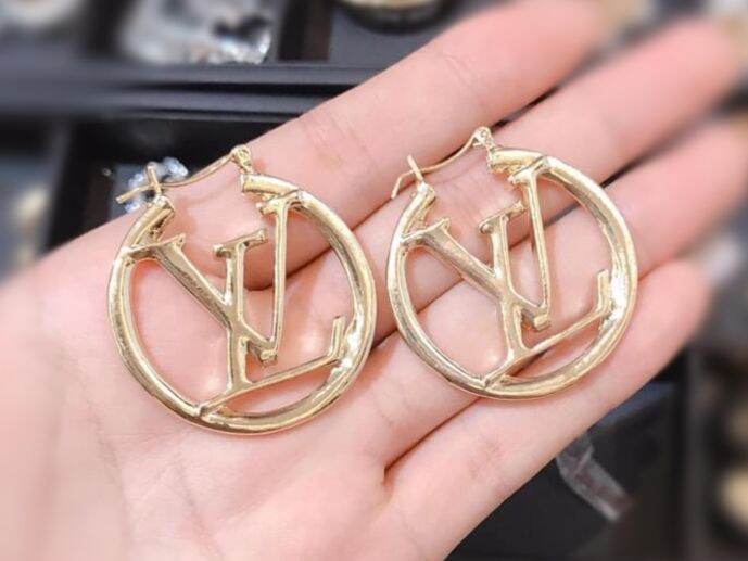 Bông tai tròn  hiệu lv sang chảnh