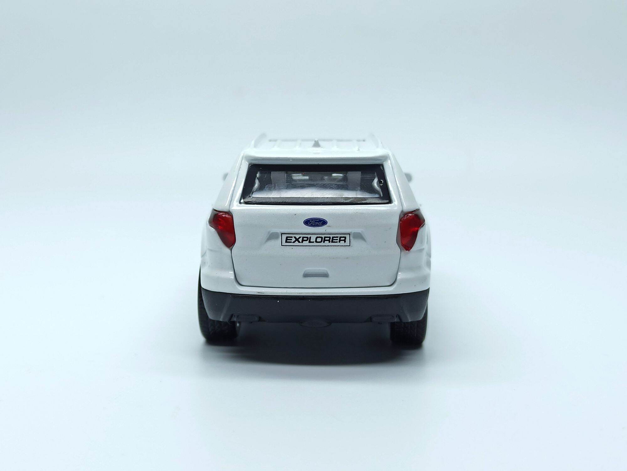 Mô hình xe Ford Explorer