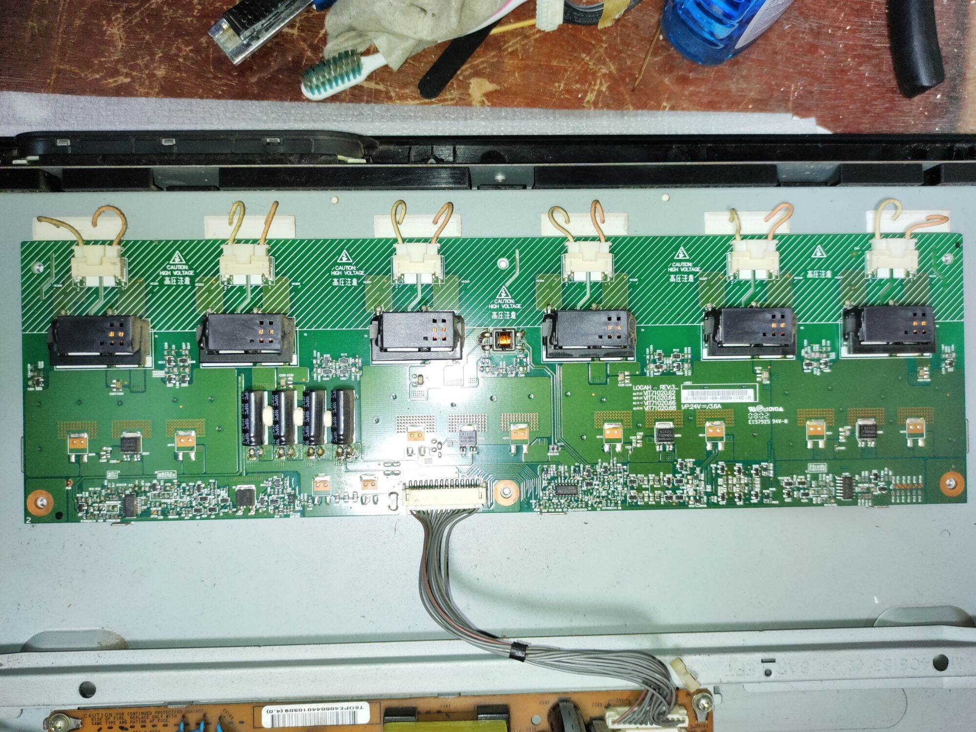 Bo mạch, loa tivi LG 32LG30RA