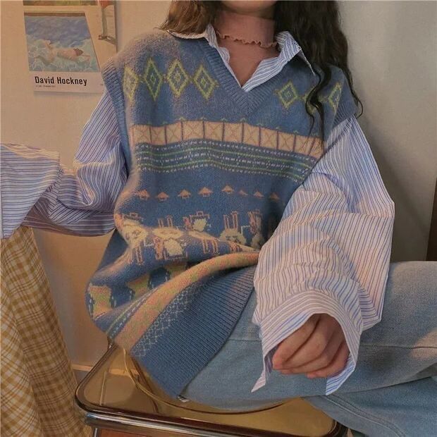 Áo gile thổ cẩm cổ V dễ phối áo sơ mi , áo phông