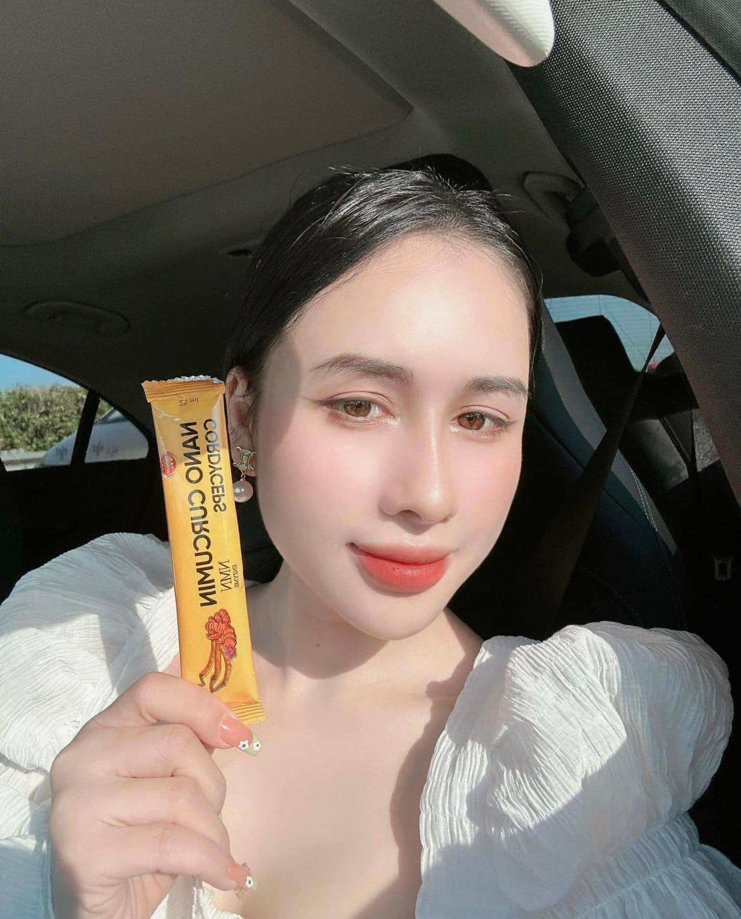 Thạch nghệ Saffron vị chuối 247 hộp 7 gói