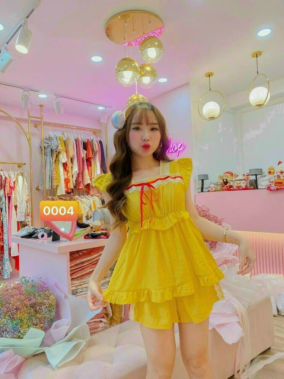 Bộ đùi tiểu thư thắt nơ dễ thương