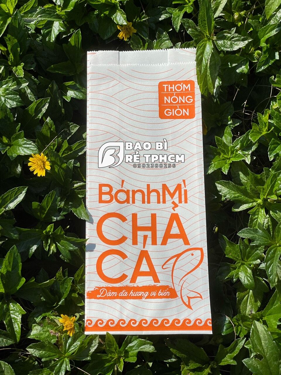 500 túi bánh mì chả cá cam