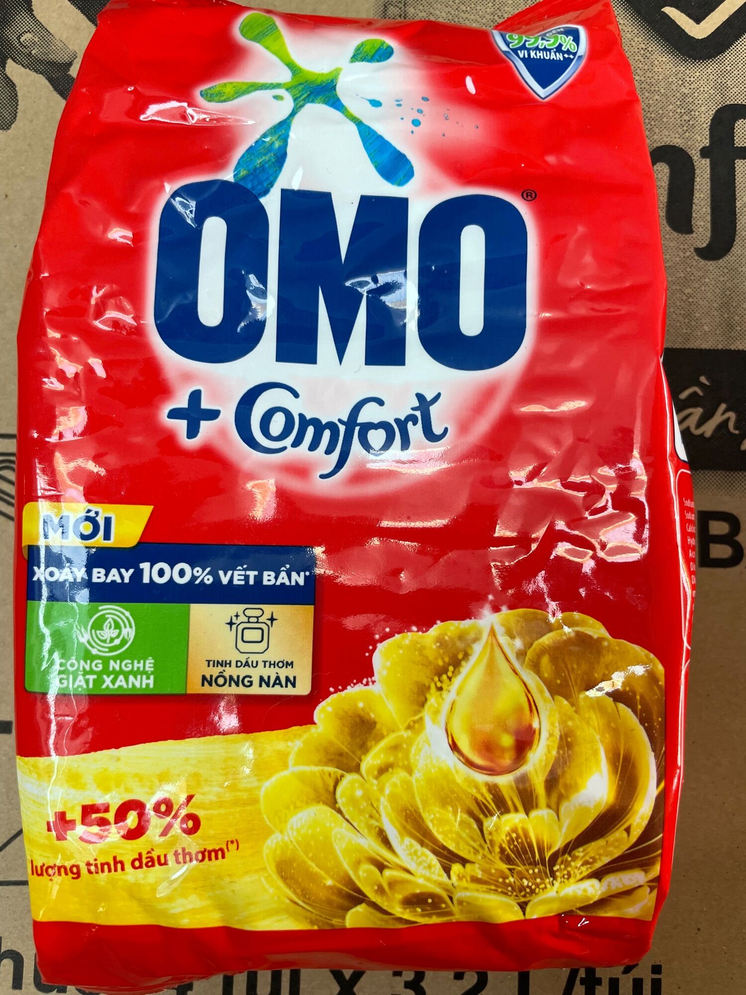 Bột giặt omo comfort tinh dầu thơm 360g