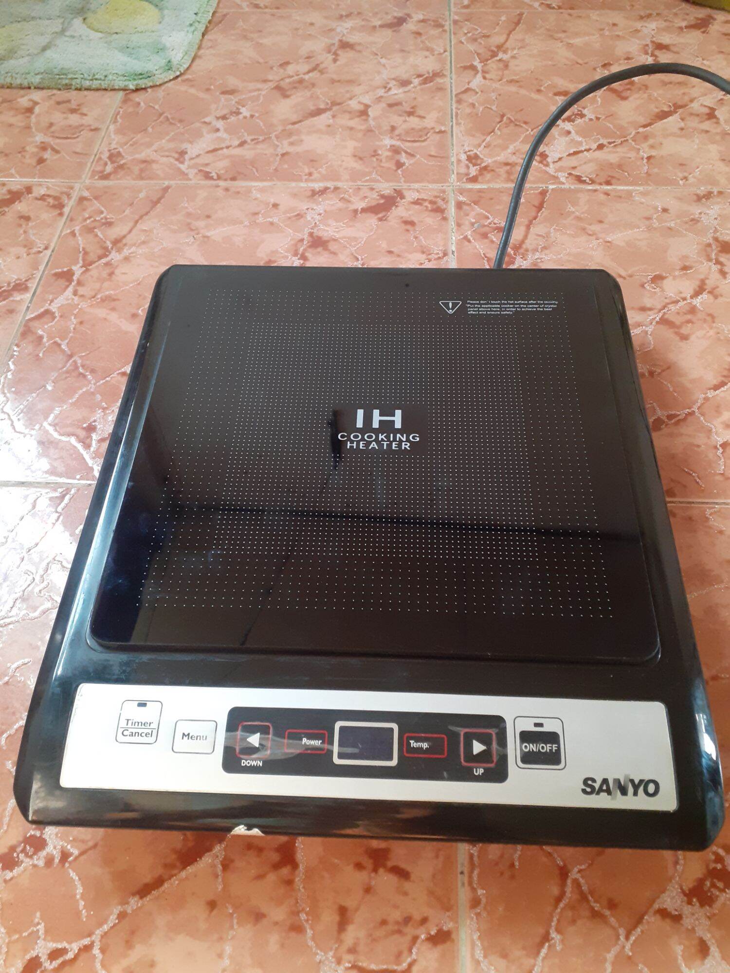 Bếp từ Sanyo