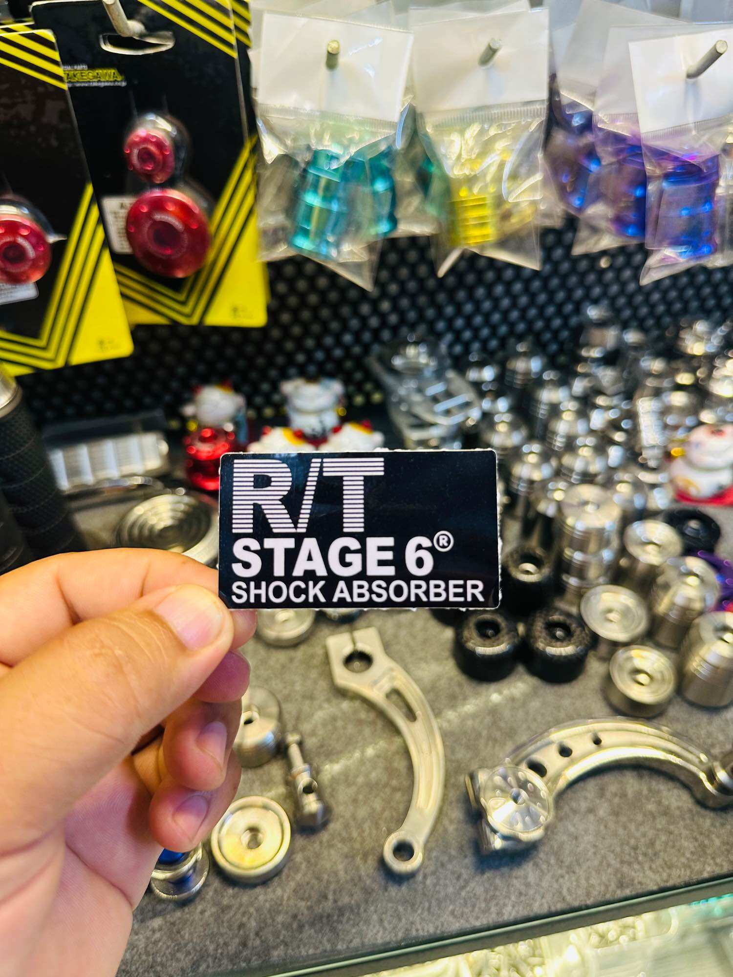 Tem dán DAYTONA và R/T cho ae trang trí xe