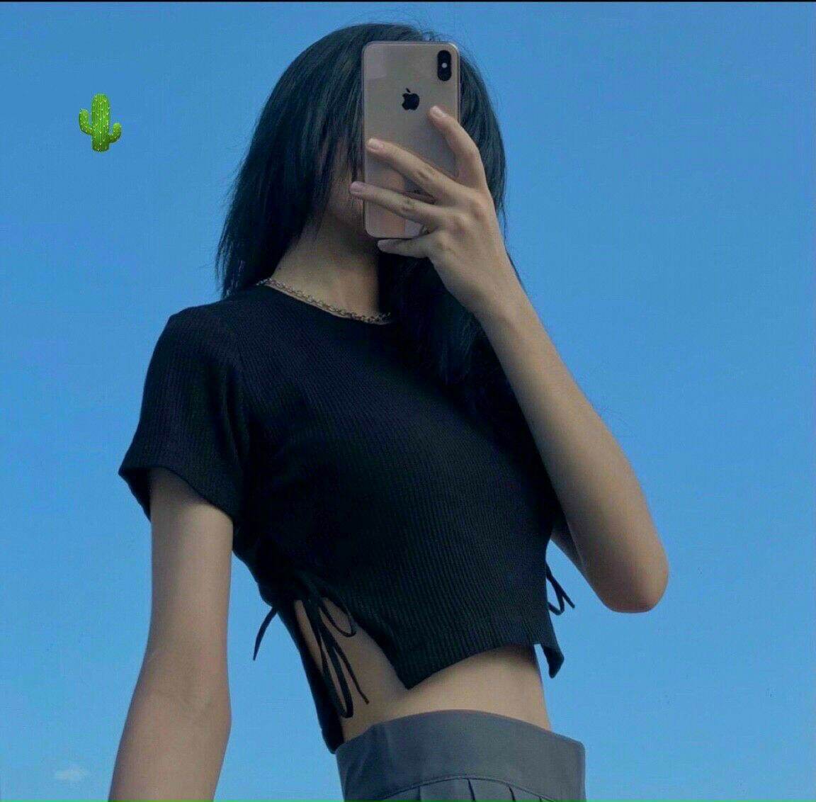Áo croptop xẻ bên cột dây kèm ảnh thật
