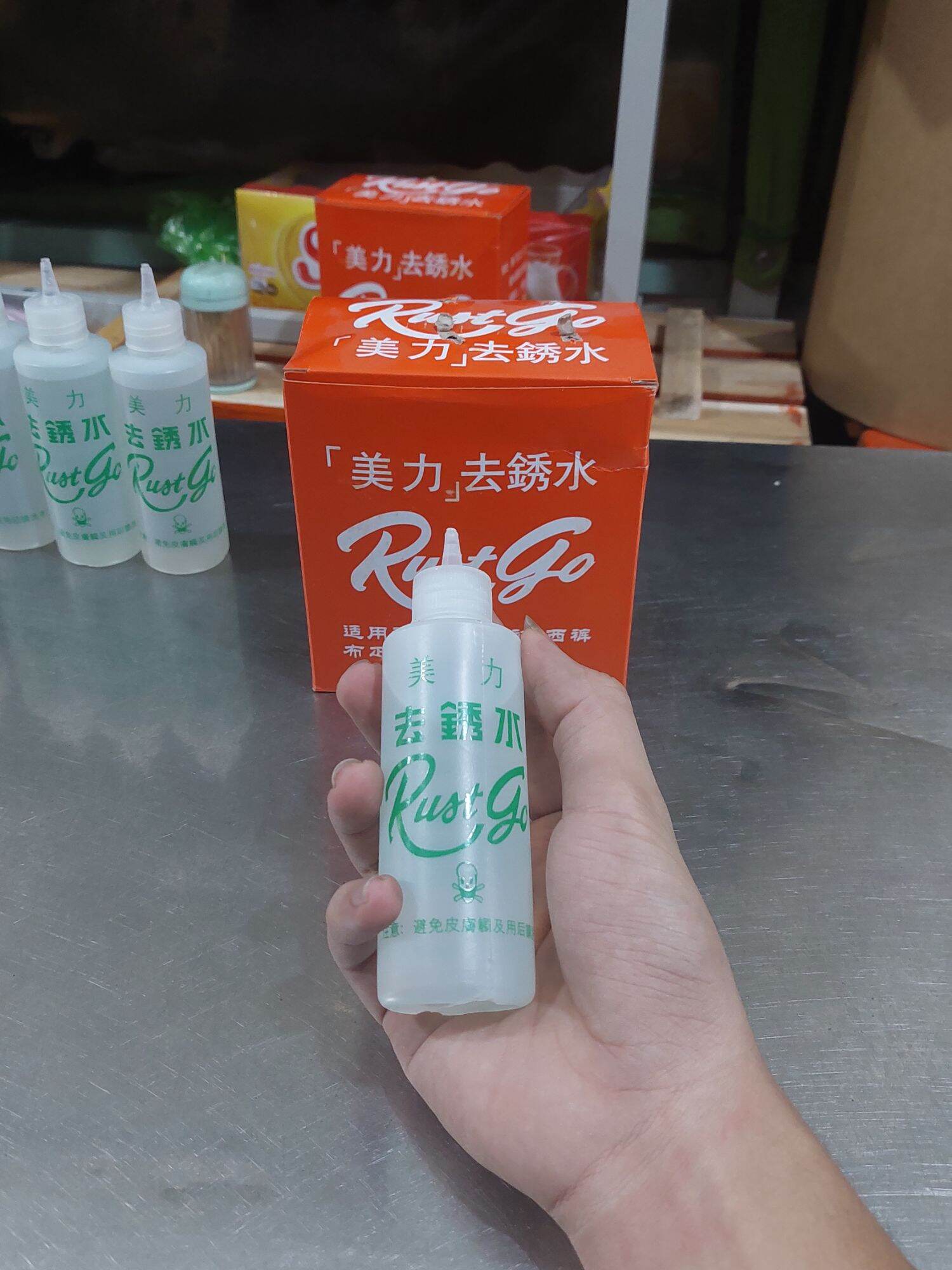 dung dịch tẩy rỉ sét quần áo rustgo ( 5 chai )