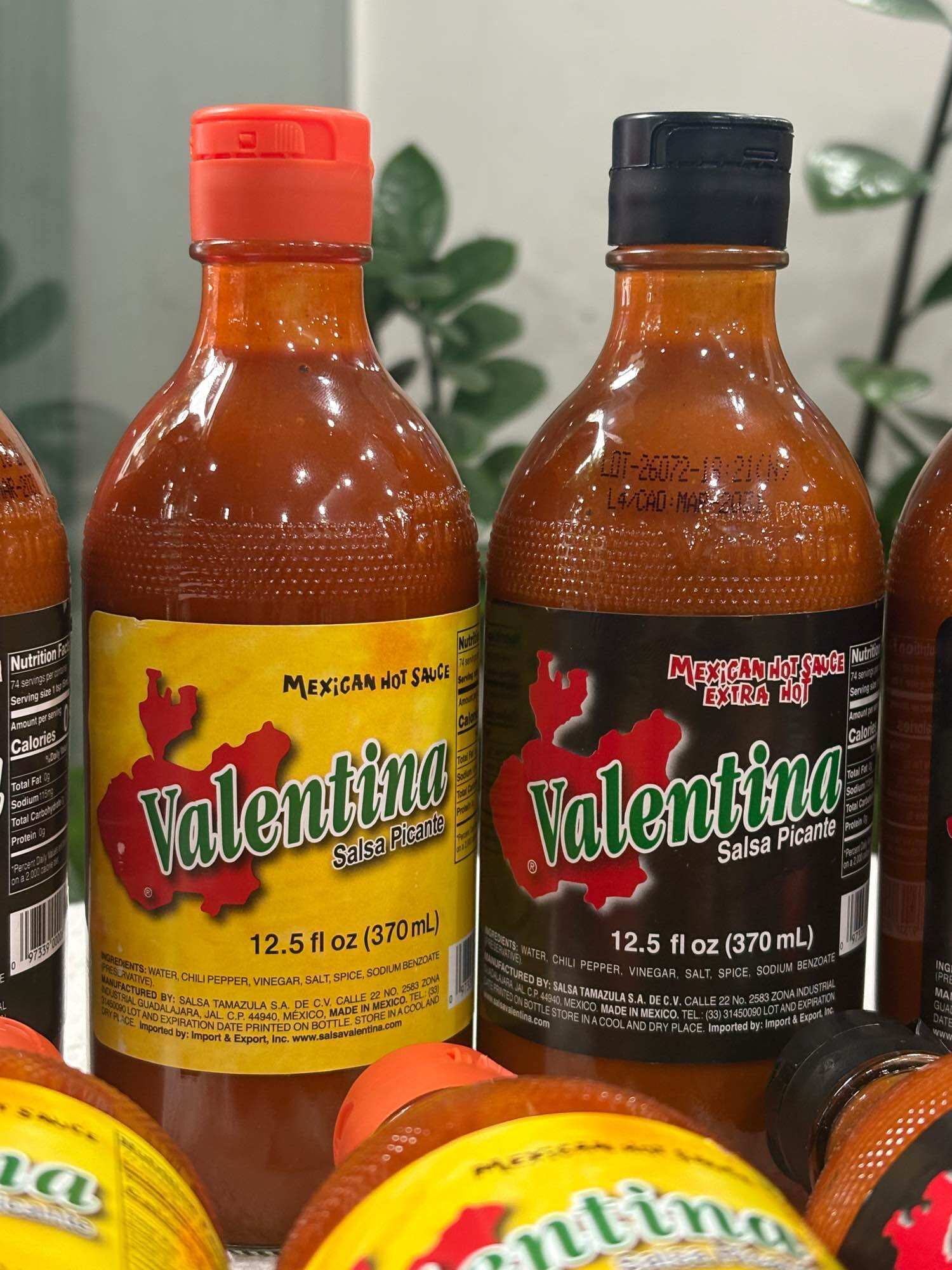 Sốt Ớt Valentina Mexico 370ml - Sốt Cay Đa Năng Chấm, Ướp & Tăng Hương Vị Món Ăn