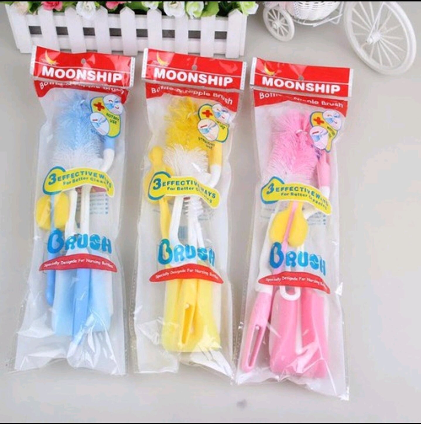 Bộ cọ rửa bình sữa và núm ty 4 món cho bé yêu