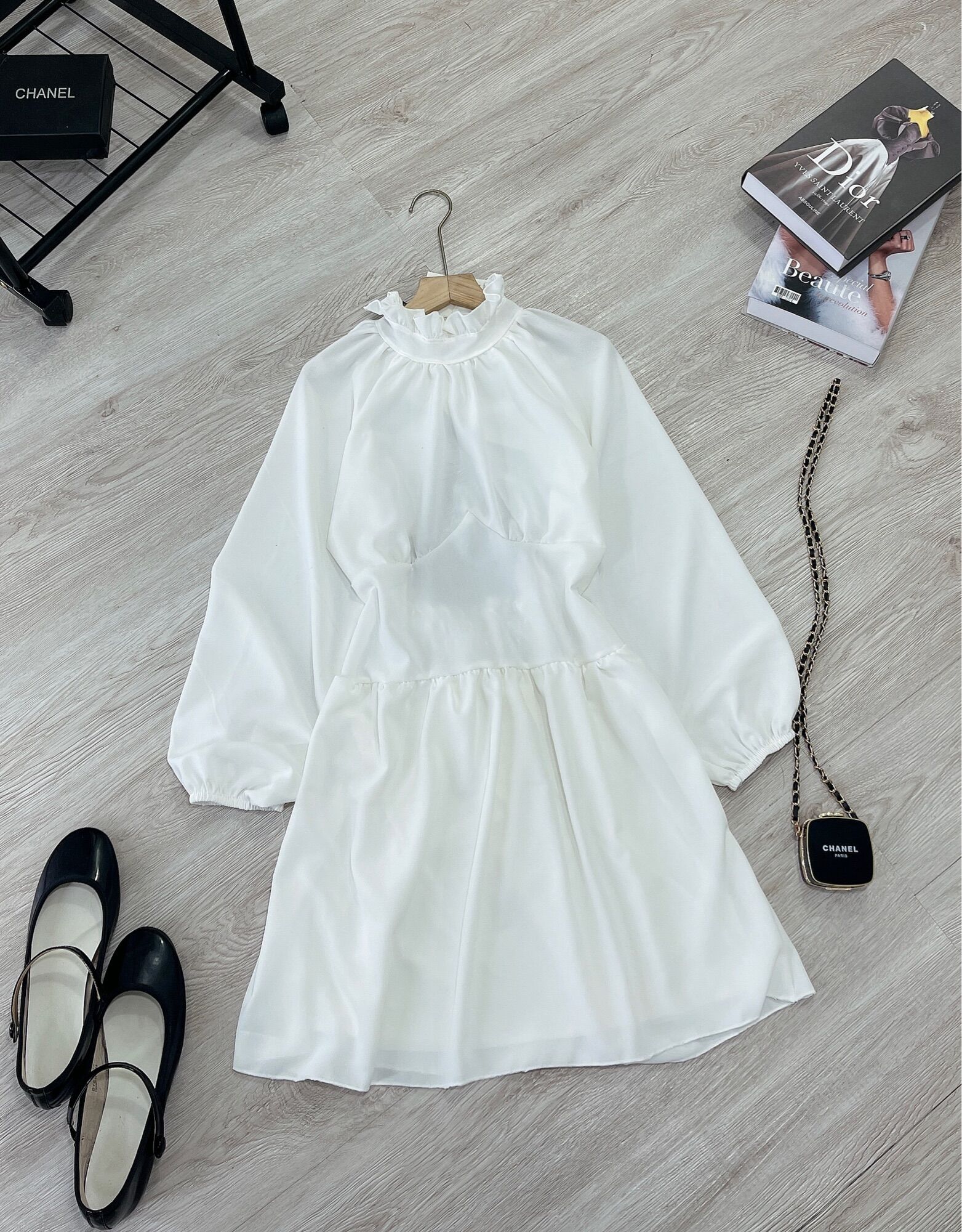 VÁY ĐŨI CỔ BÈO HỞ LƯNG THẮT NƠ DN01