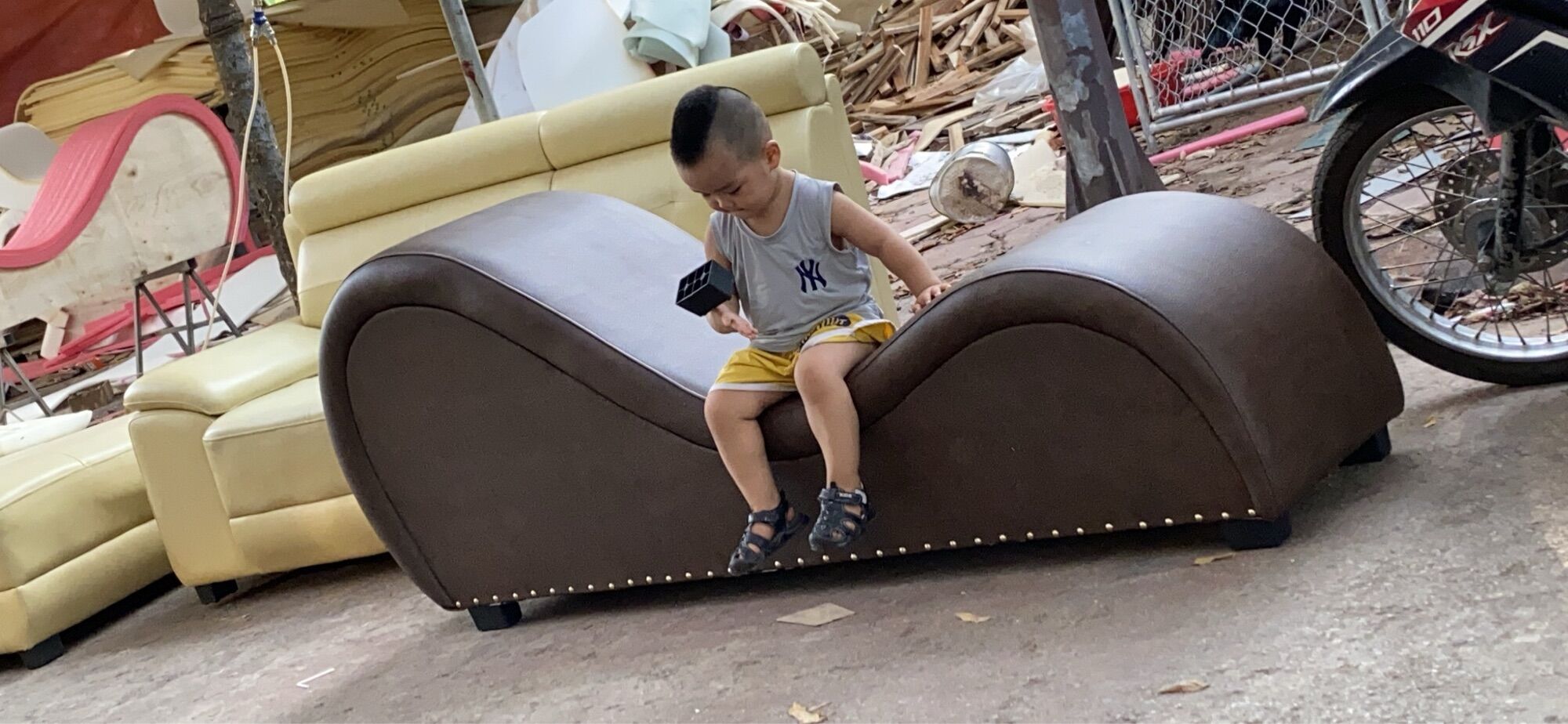 Ghế tinh yeu cao cap giá rẻ