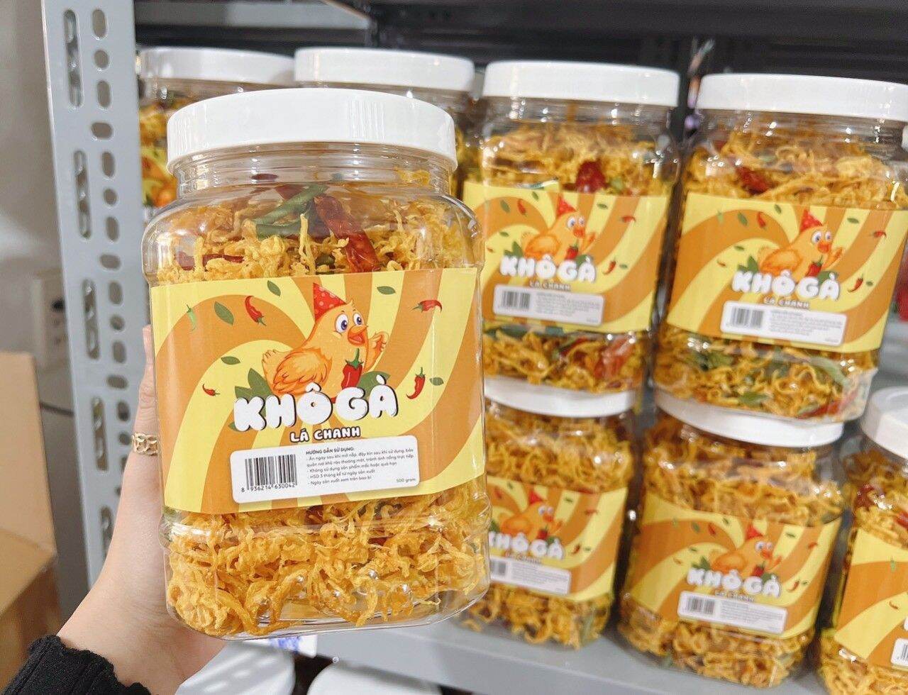 Ăn vặt - 500g Khô gà lá chanh loại đặc biệt