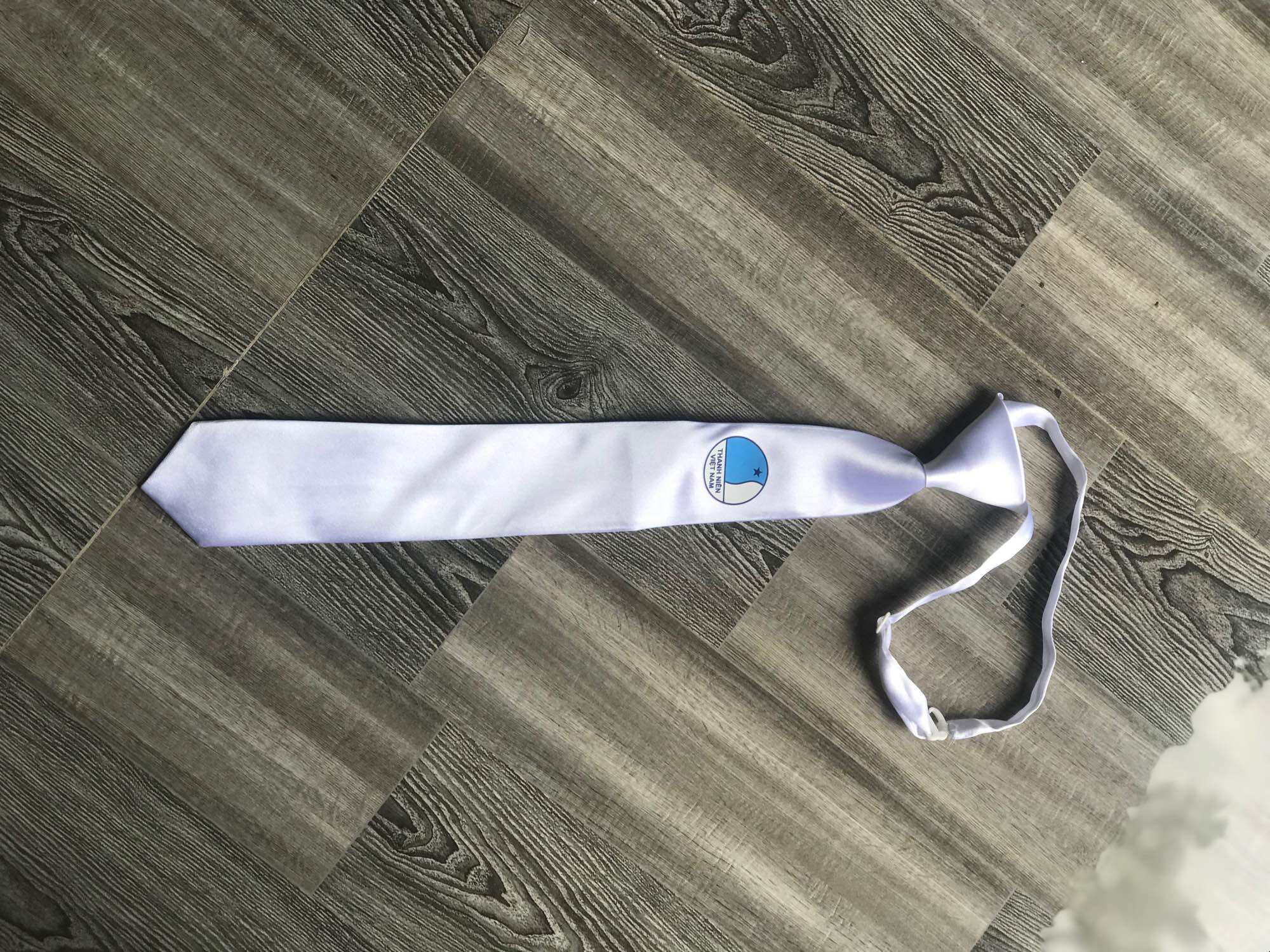 Cà vạt Hội liên hiệp thanh niên