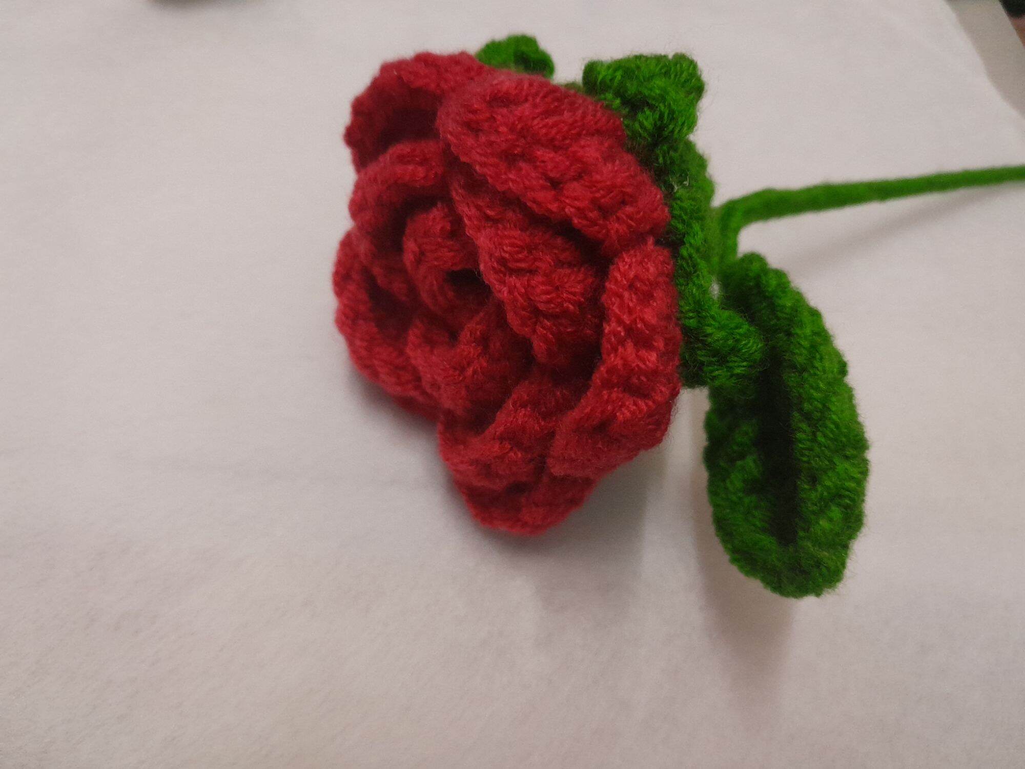 Hoa hồng mini bằng len handmade (ẢNH THỰC TẾ)