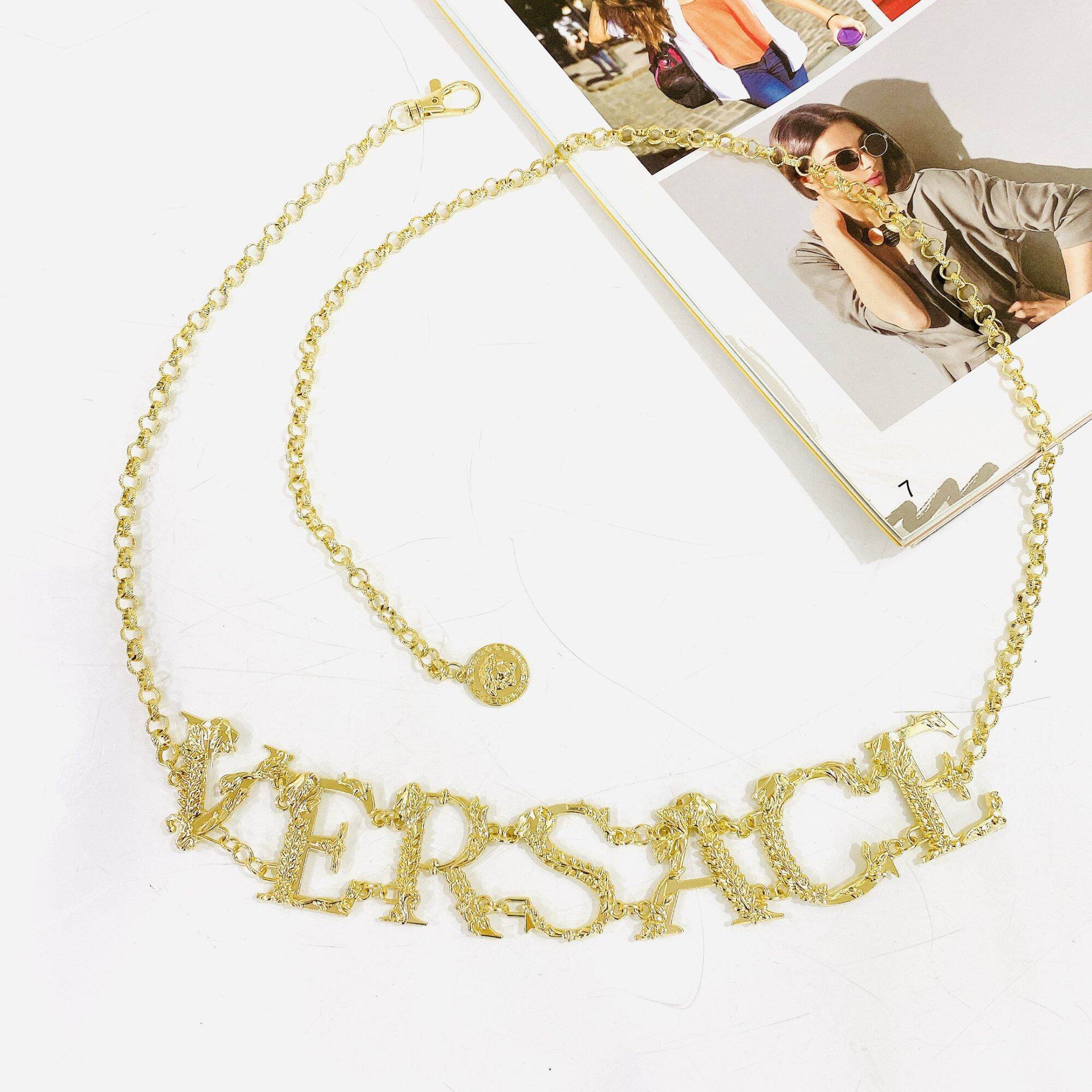 🌸 Thắt lưng Dây nịt xích Versace
🌿 Xích có nấc tăng đơ vừa eo
🌿 Móc cài dày dặn chắc chắn